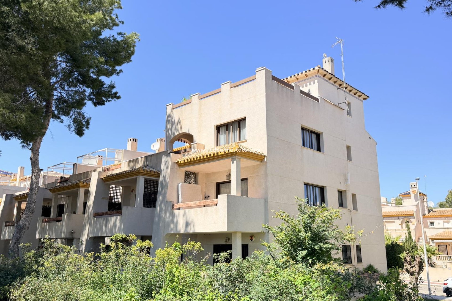 Reventa - Apartmentos -
Orihuela Costa - Inland