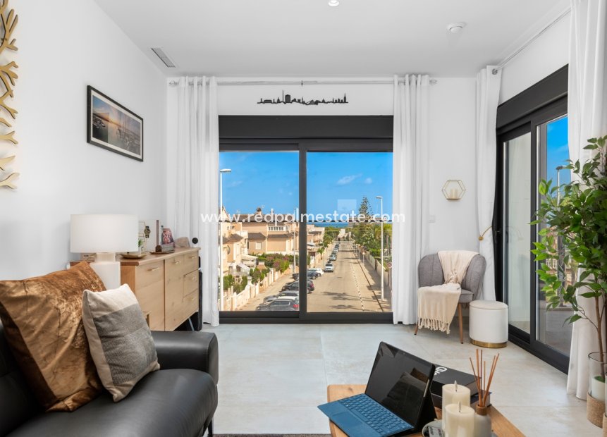 Reventa - Apartmentos -
Orihuela Costa - La Zenia