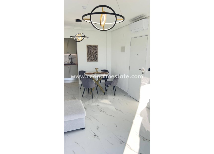 Reventa - Apartmentos -
Orihuela Costa - La Zenia