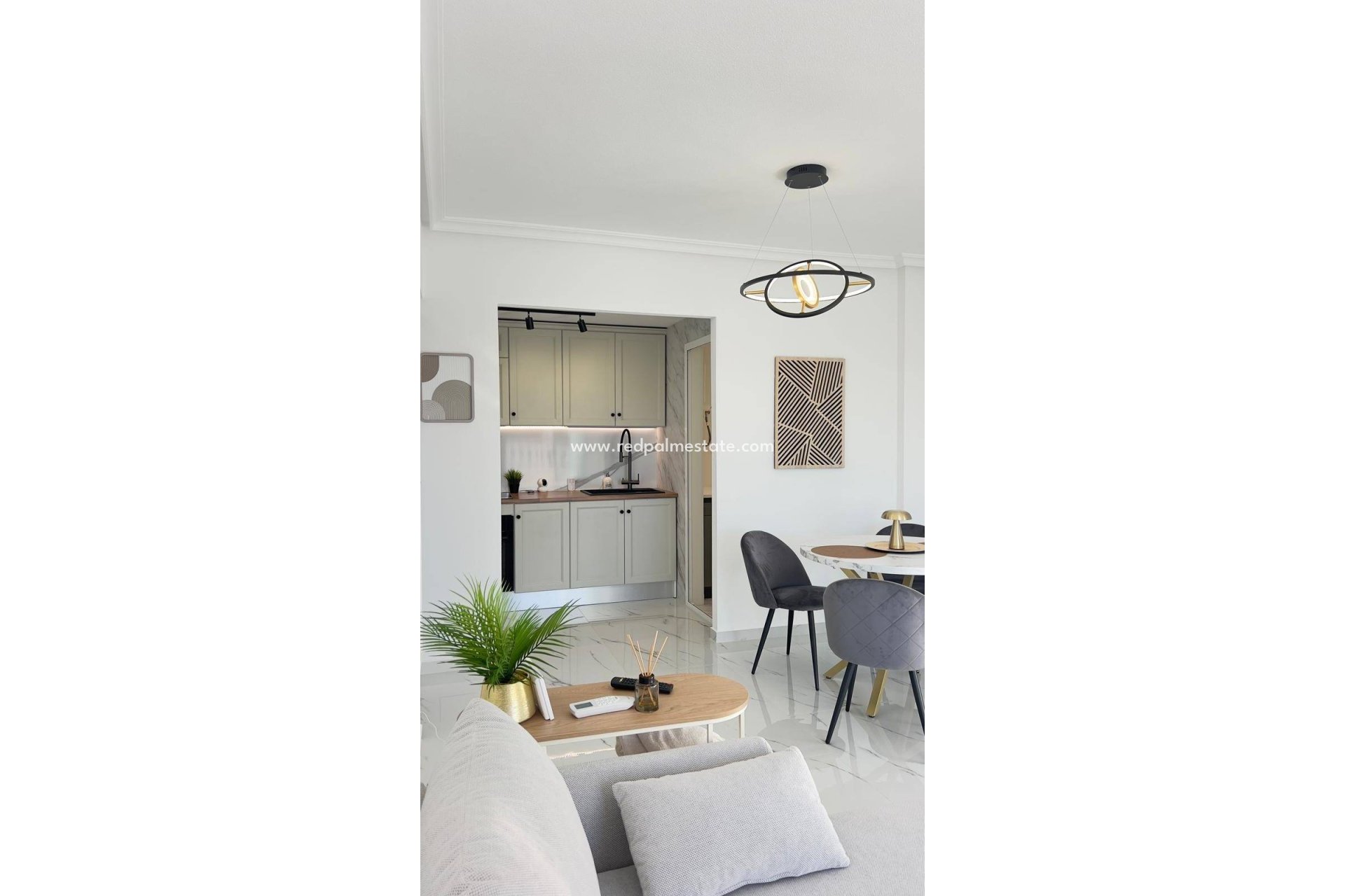 Reventa - Apartmentos -
Orihuela Costa - La Zenia