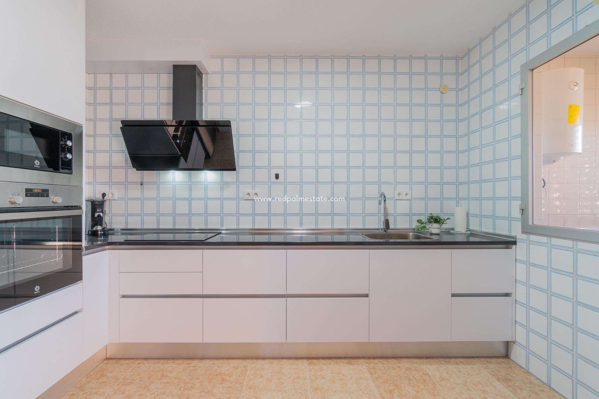 Reventa - Apartmentos -
Orihuela Costa - La Zenia