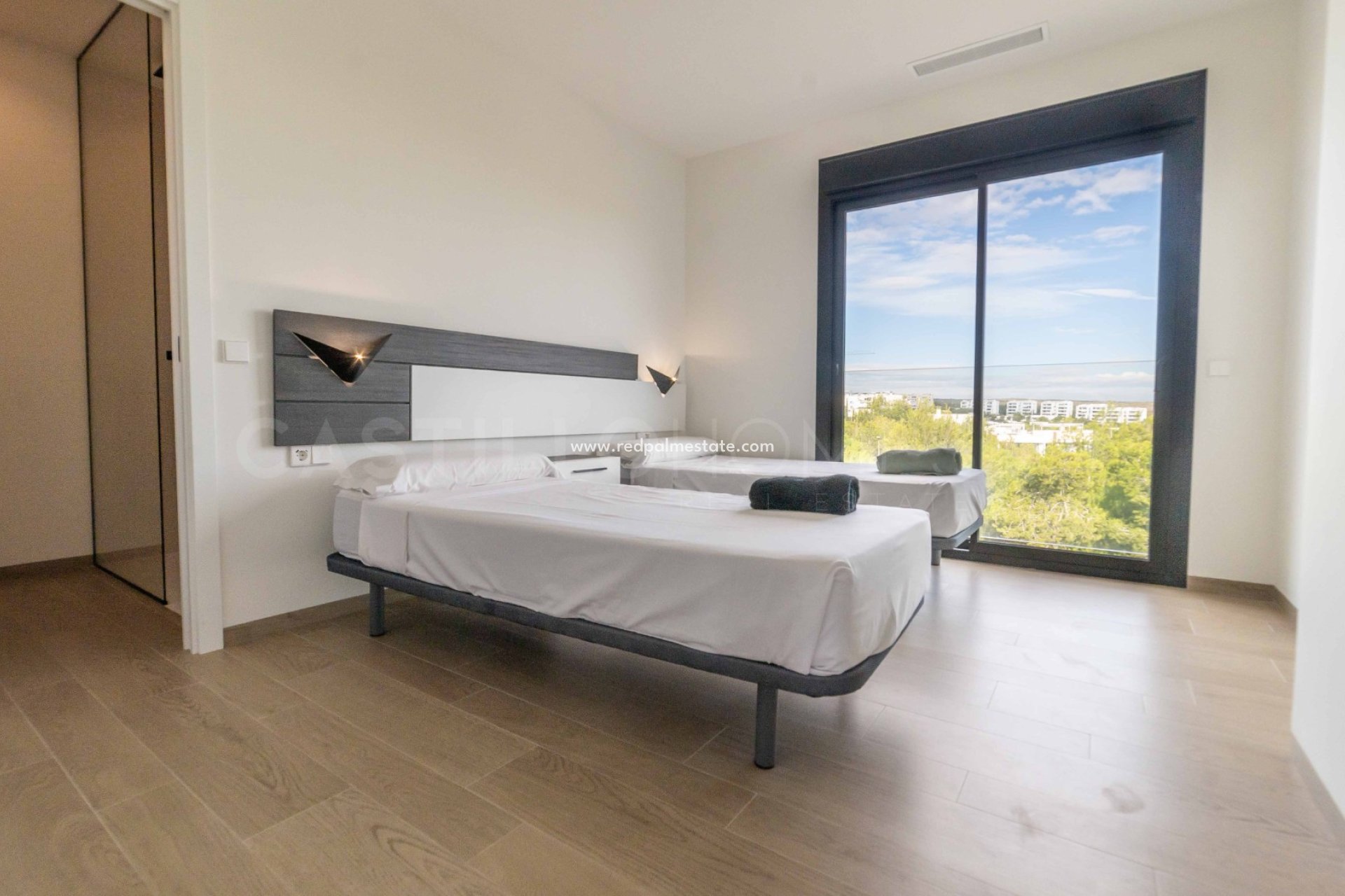 Reventa - Apartmentos -
Orihuela Costa - Las Colinas Golf