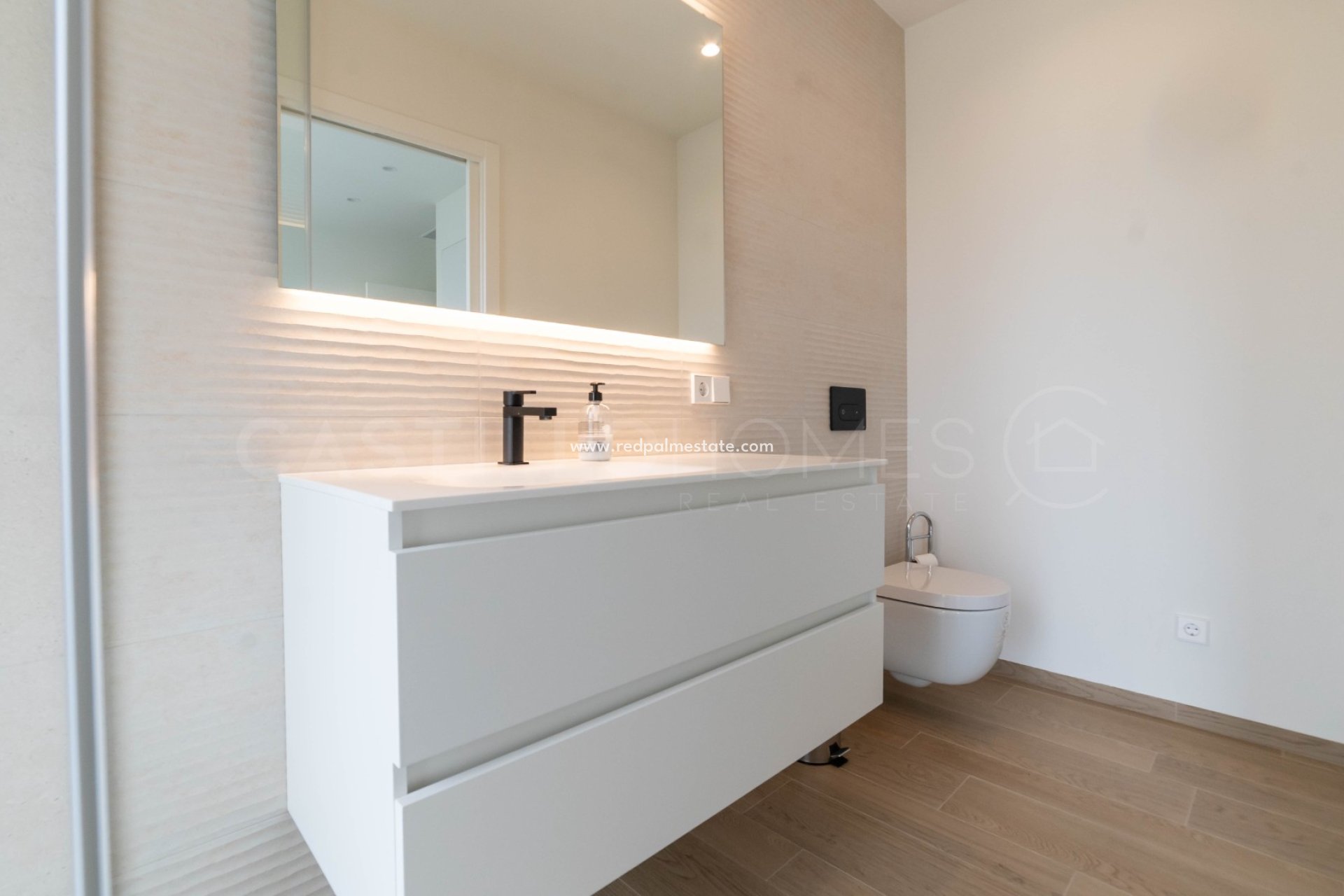 Reventa - Apartmentos -
Orihuela Costa - Las Colinas Golf