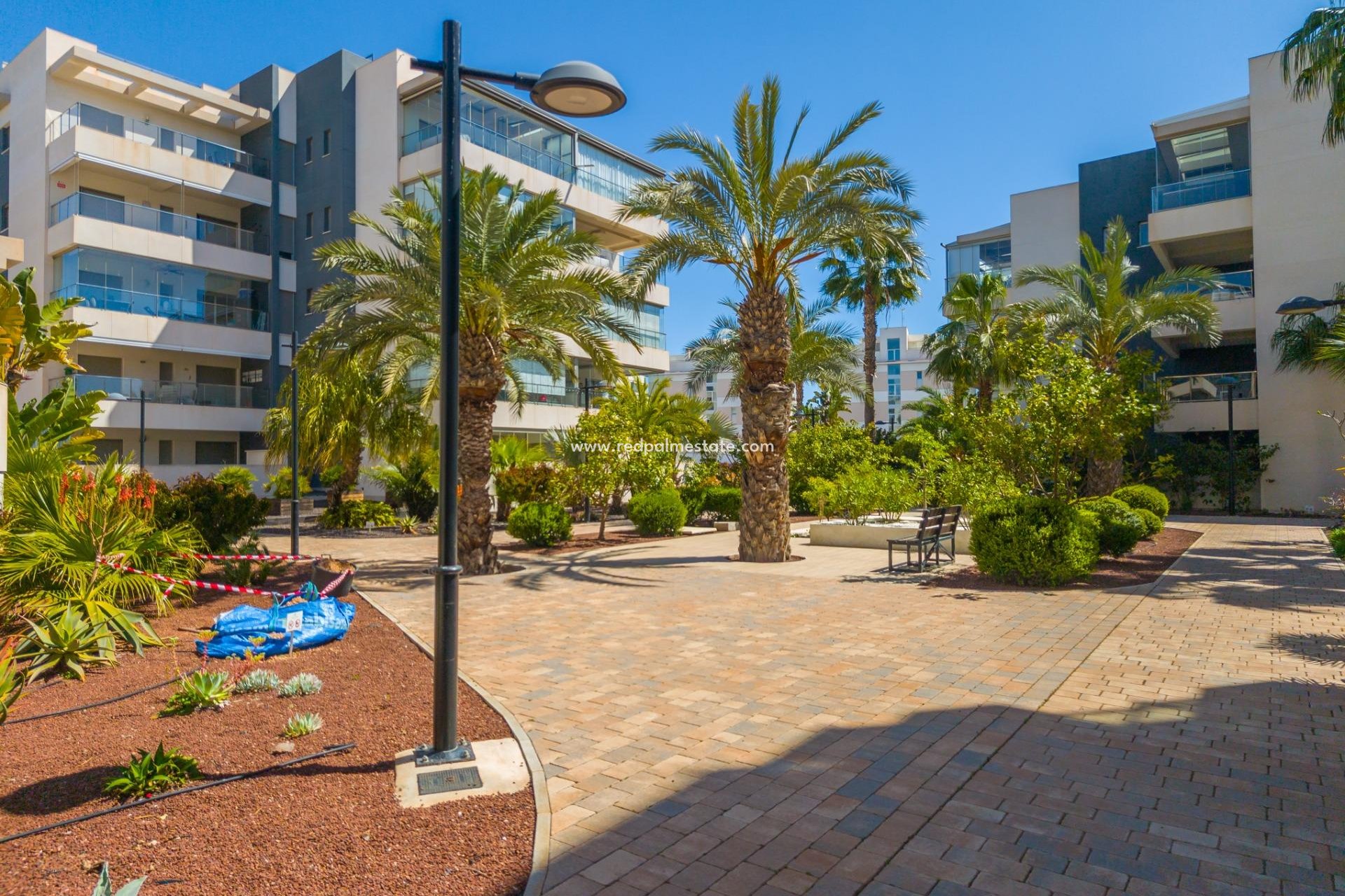 Reventa - Apartmentos -
Orihuela Costa - Los Dolses