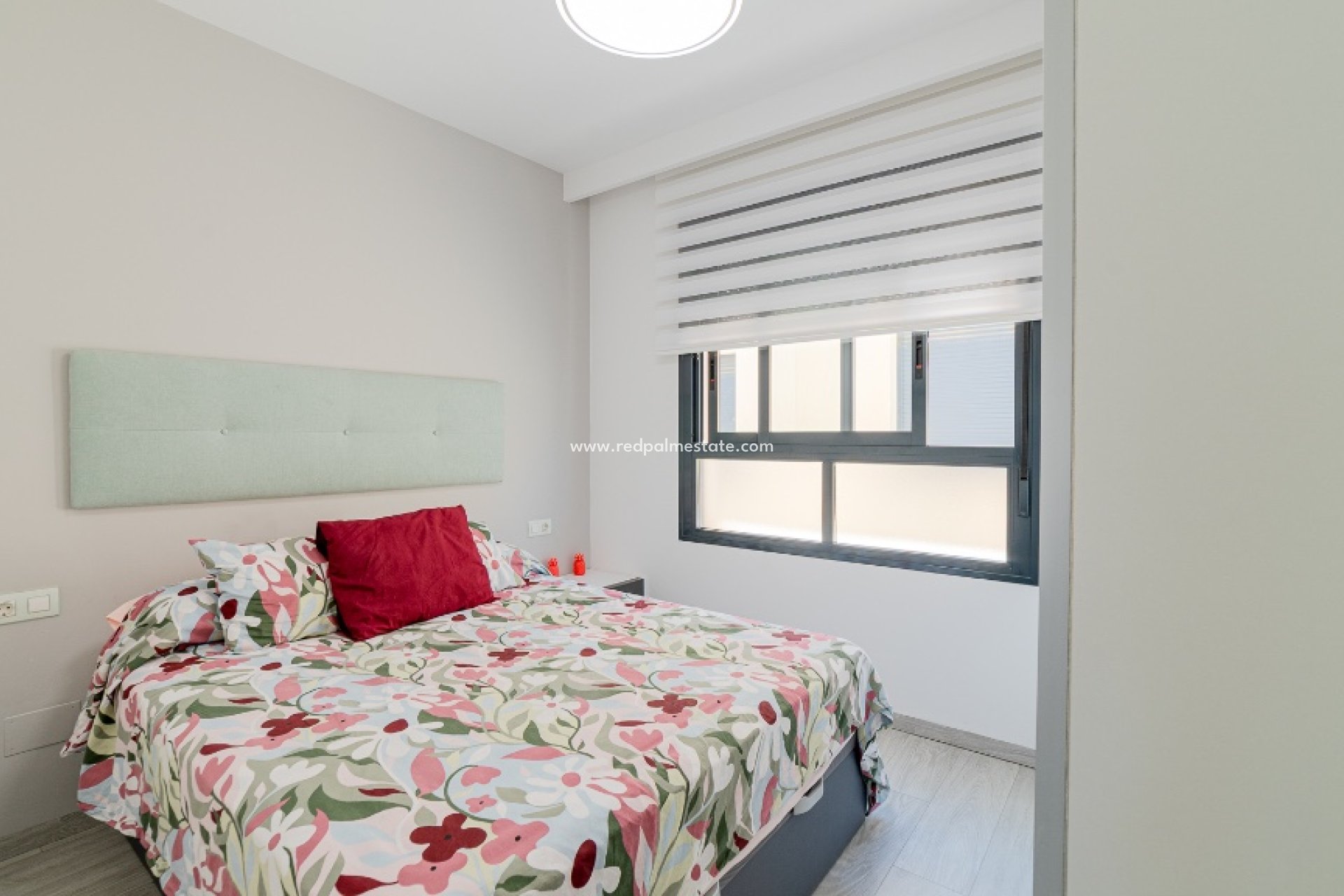 Reventa - Apartmentos -
Orihuela Costa - Mil Palmeras