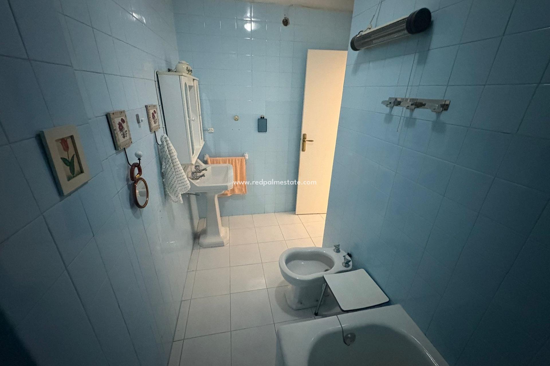 Reventa - Apartmentos -
Orihuela Costa - Orihuela