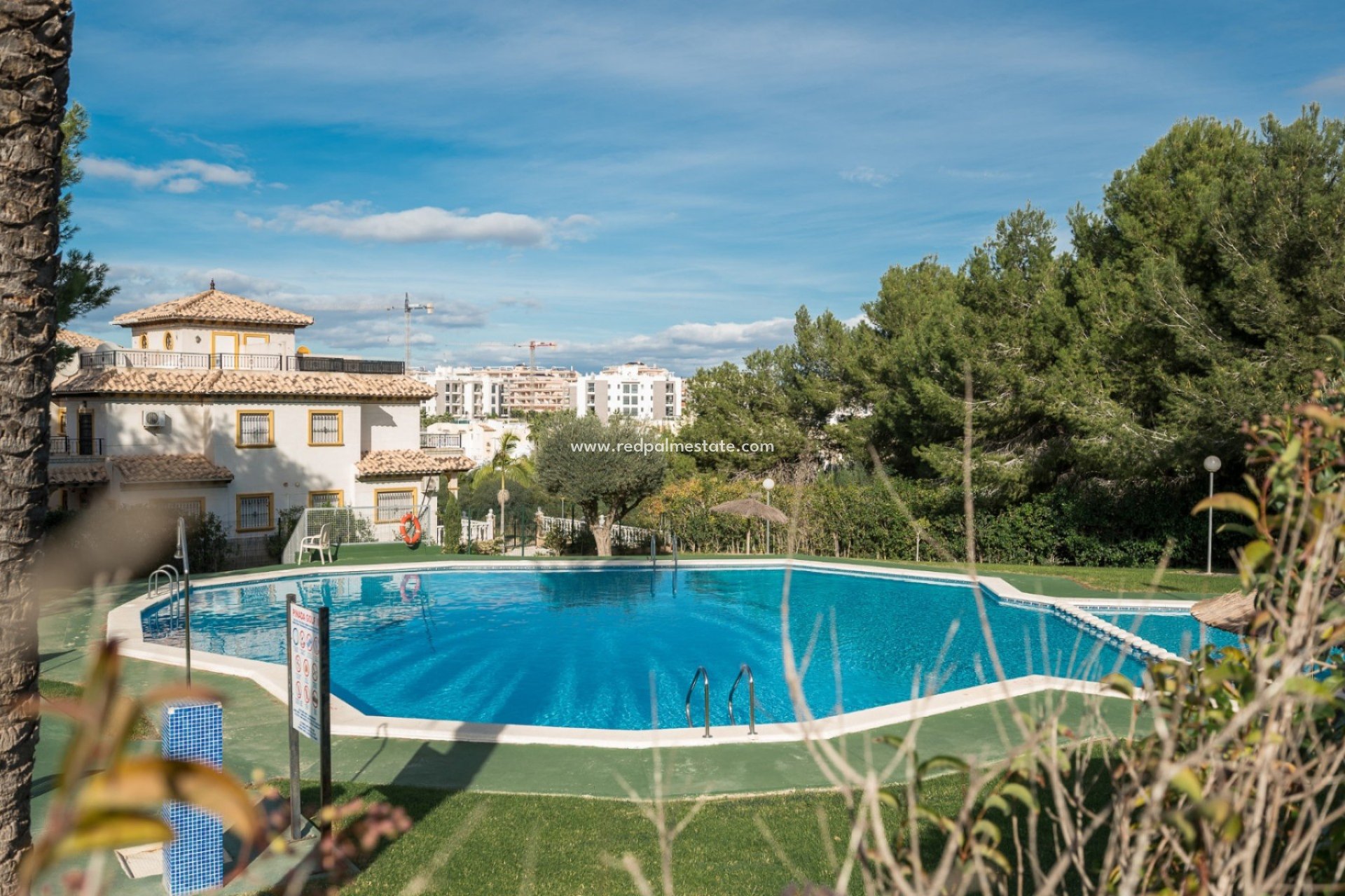 Reventa - Apartmentos -
Orihuela Costa - Pinada Golf