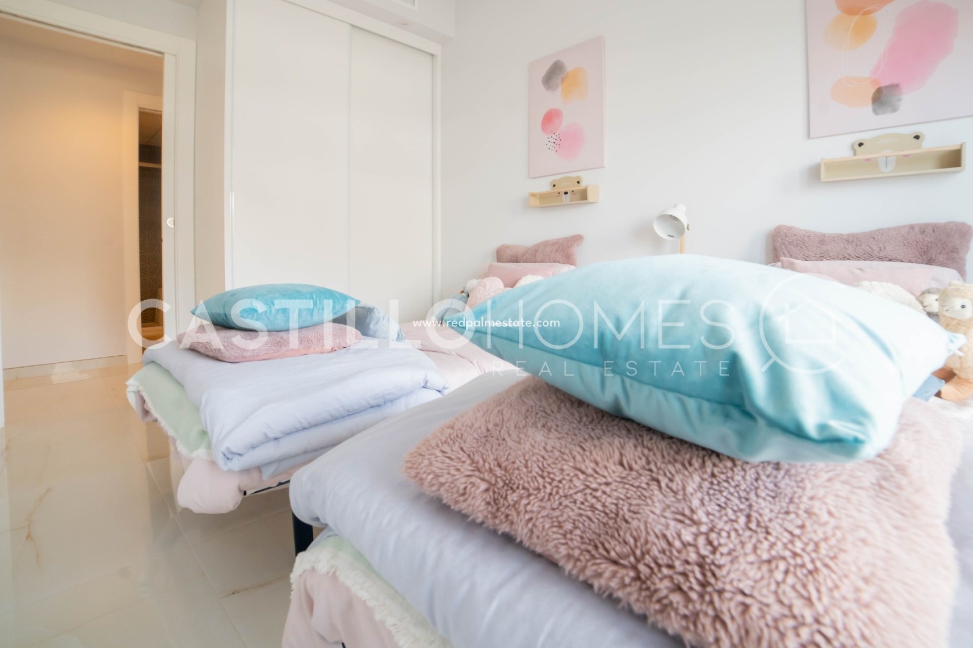 Reventa - Apartmentos -
Orihuela Costa - Playa Flamenca