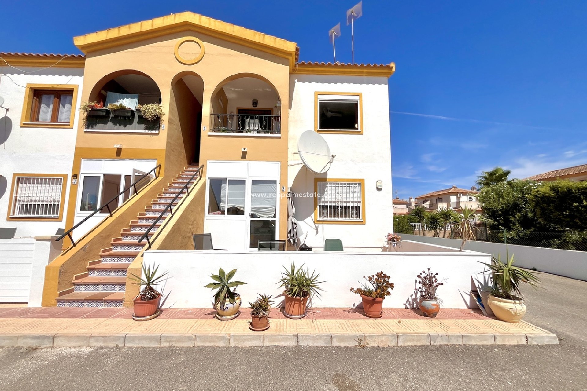 Reventa - Apartmentos -
Orihuela Costa - Playa Flamenca