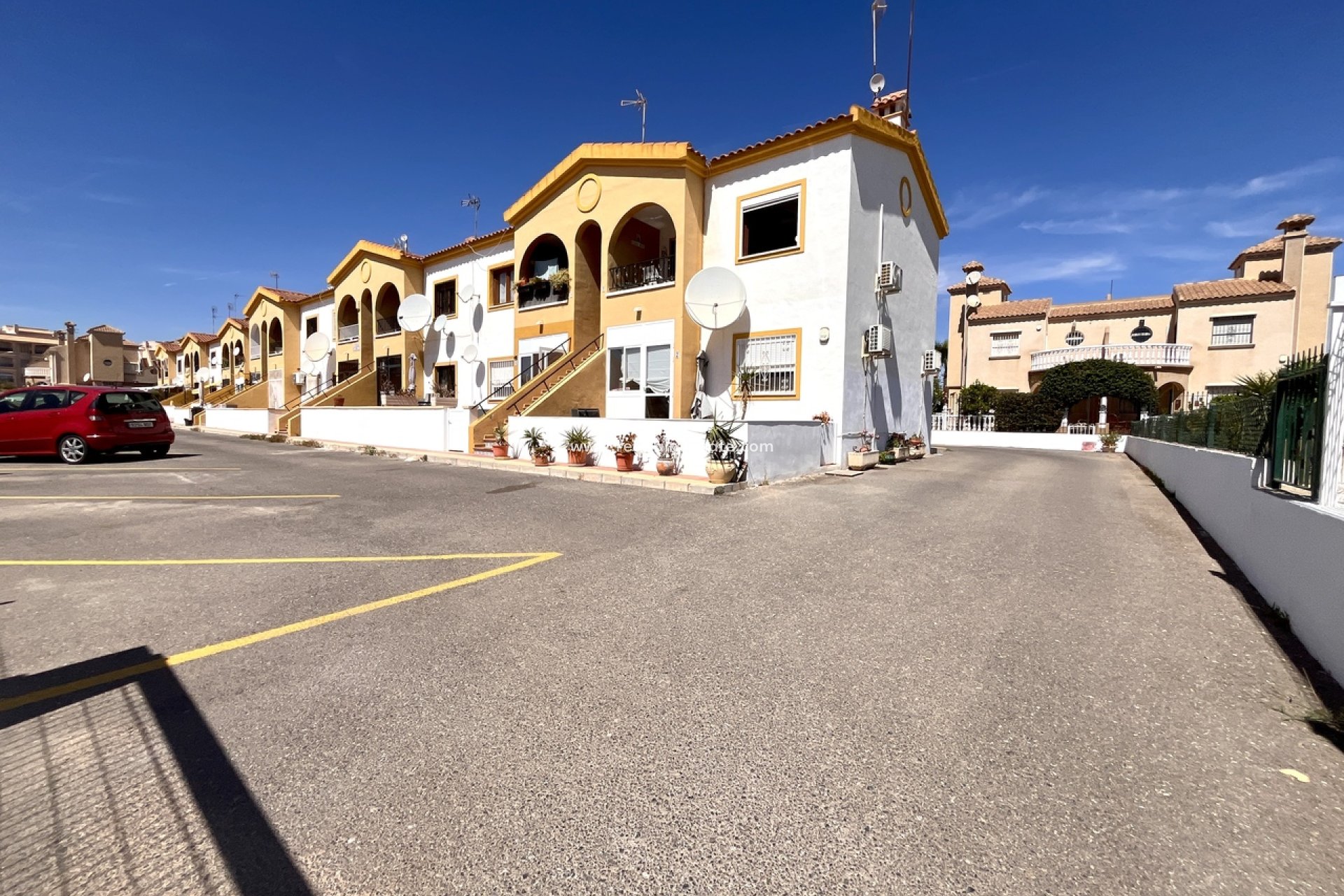 Reventa - Apartmentos -
Orihuela Costa - Playa Flamenca