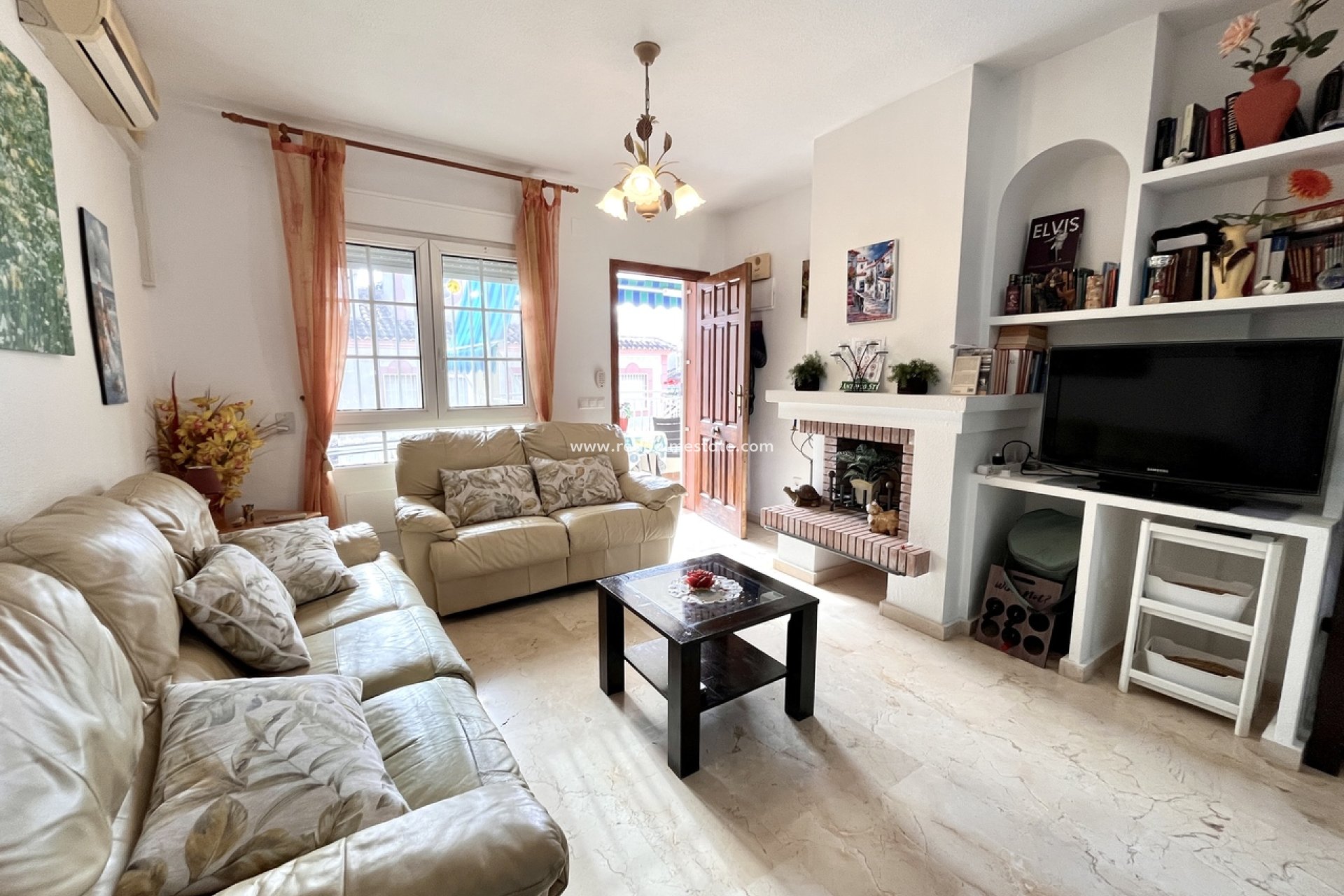 Reventa - Apartmentos -
Orihuela Costa - Playa Flamenca