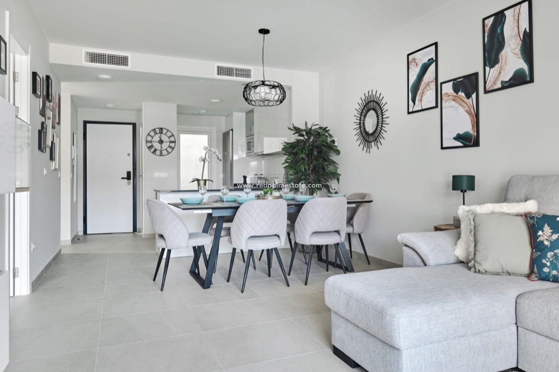 Reventa - Apartmentos -
Orihuela Costa - Playa Flamenca