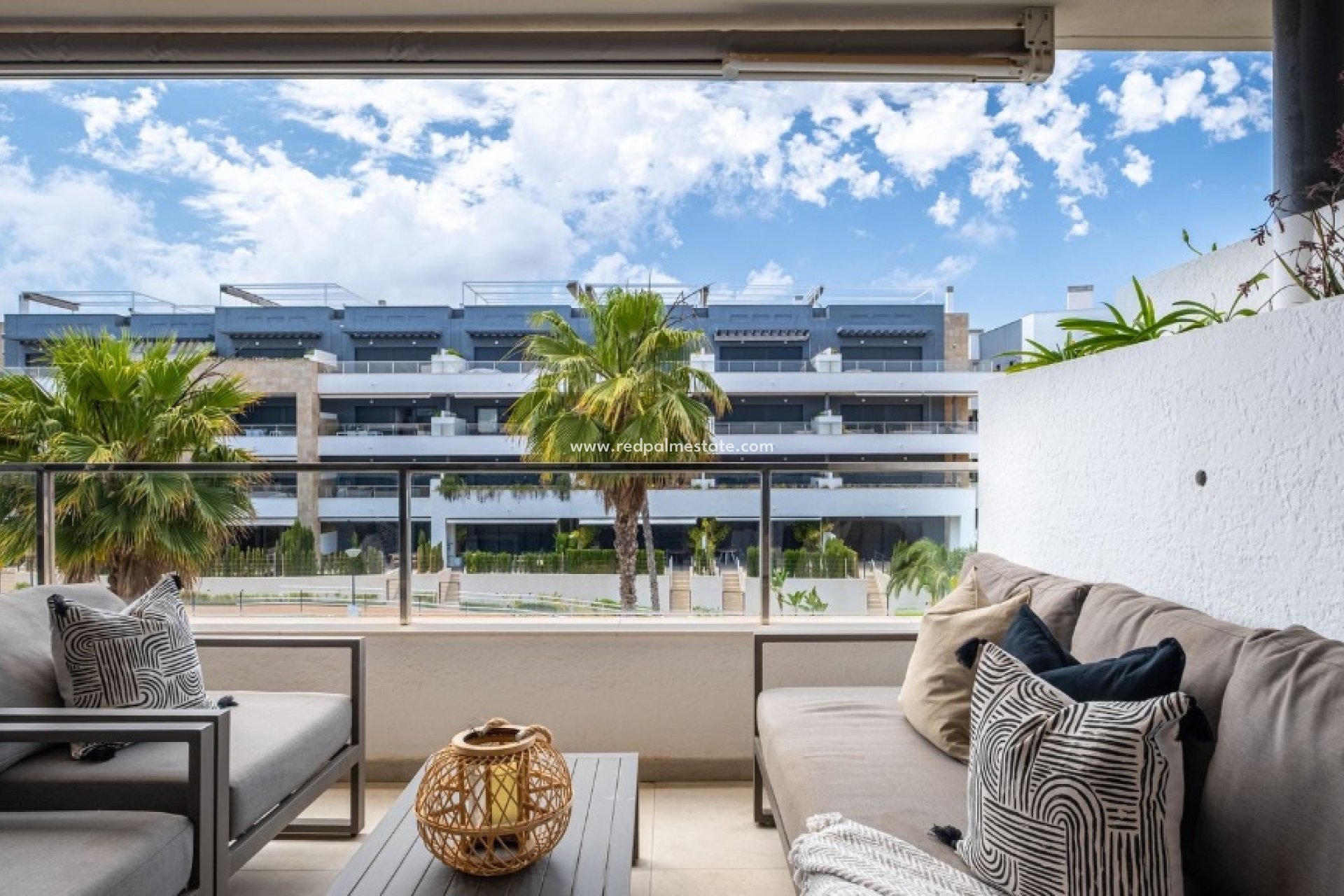 Reventa - Apartmentos -
Orihuela Costa - Playa Flamenca