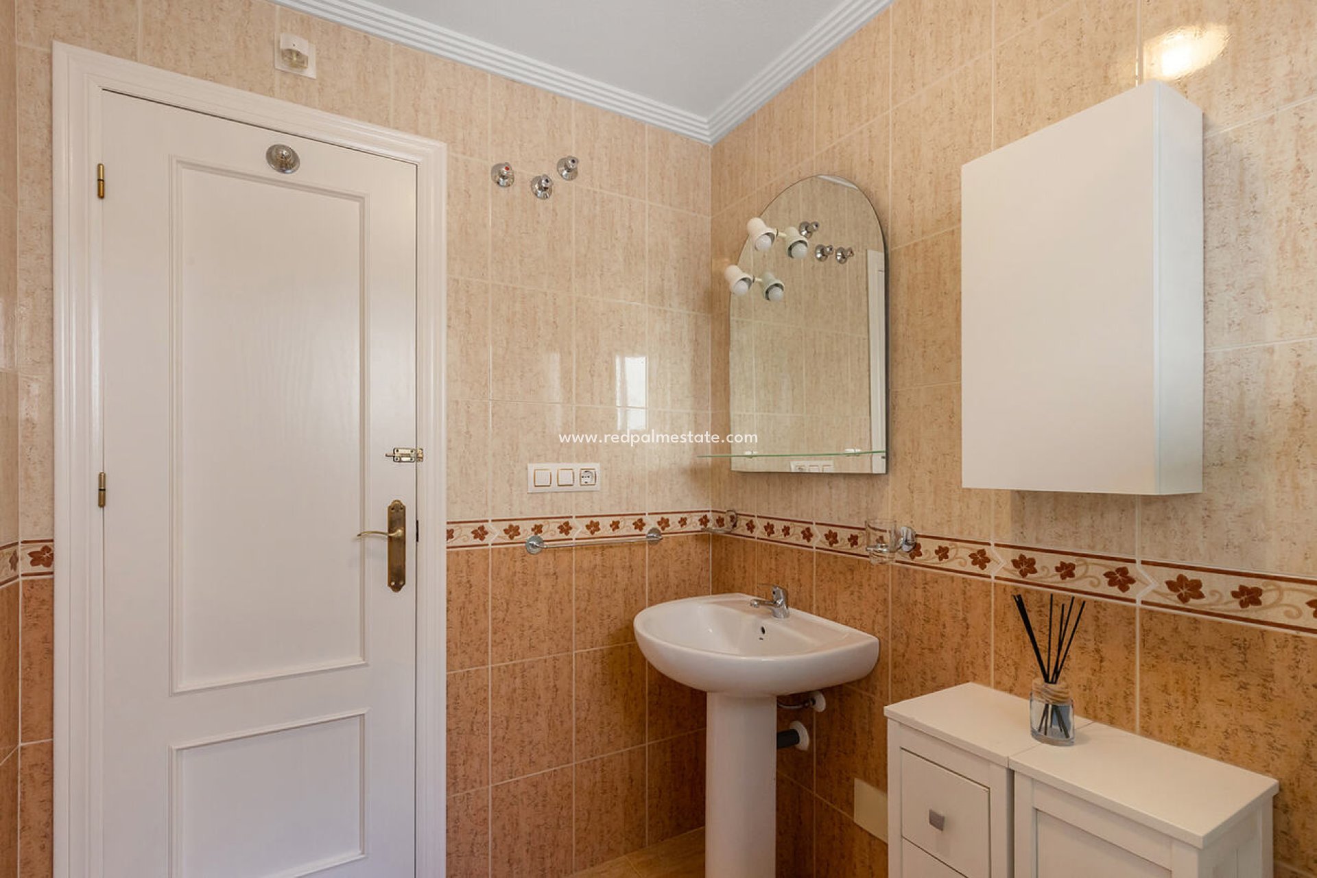 Reventa - Apartmentos -
Orihuela Costa - Playa Flamenca