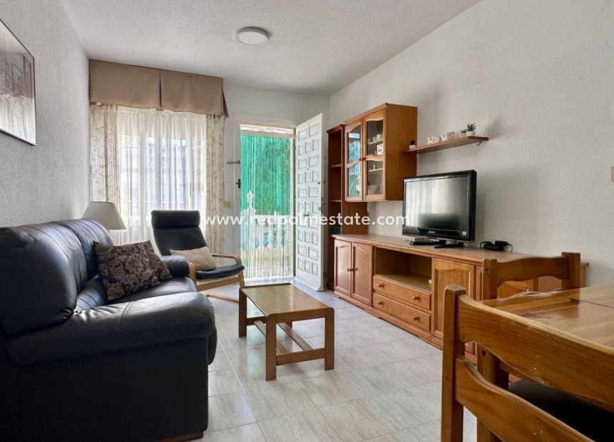 Reventa - Apartmentos -
Orihuela Costa - Playa Flamenca