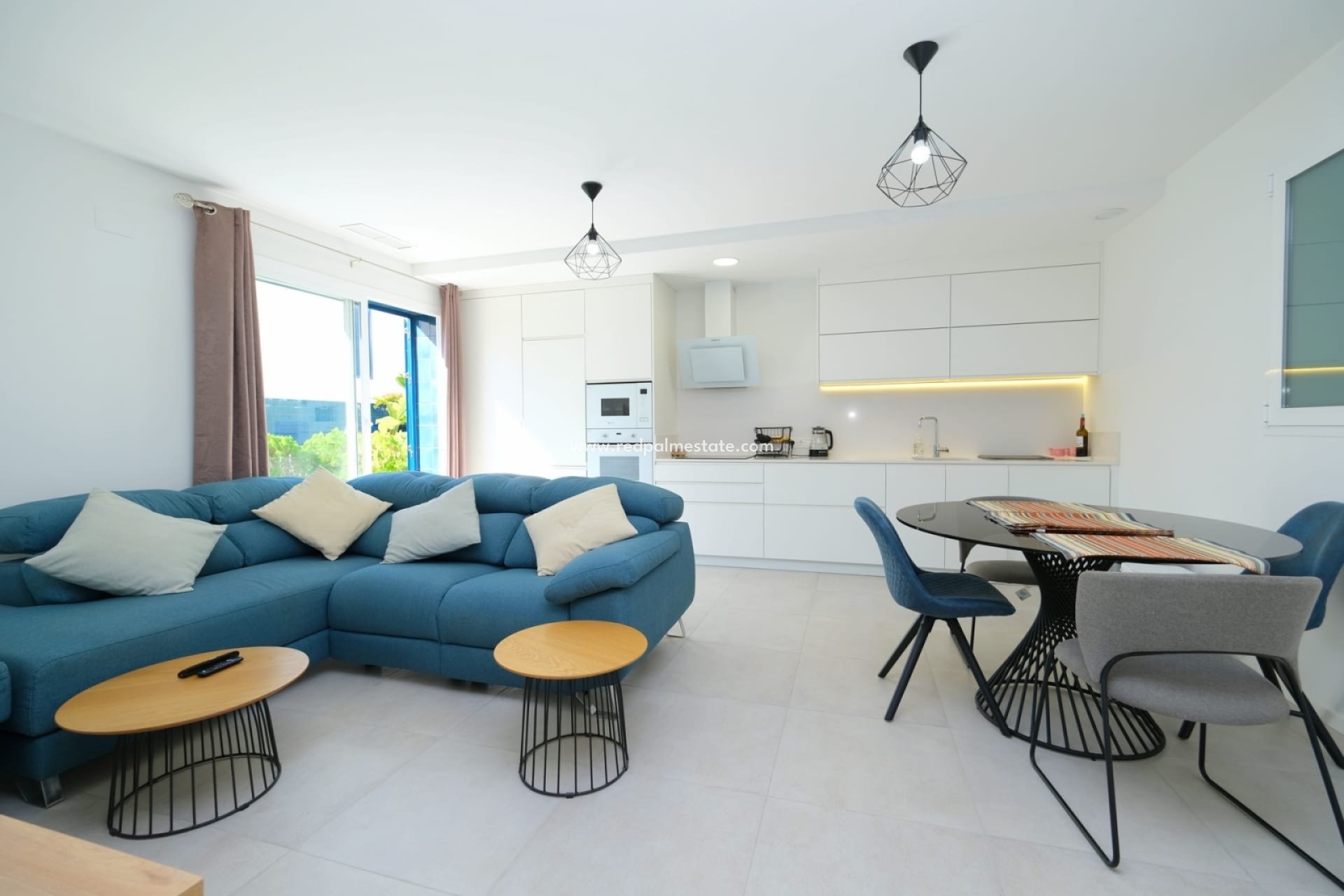 Reventa - Apartmentos -
Orihuela Costa - Playa Flamenca