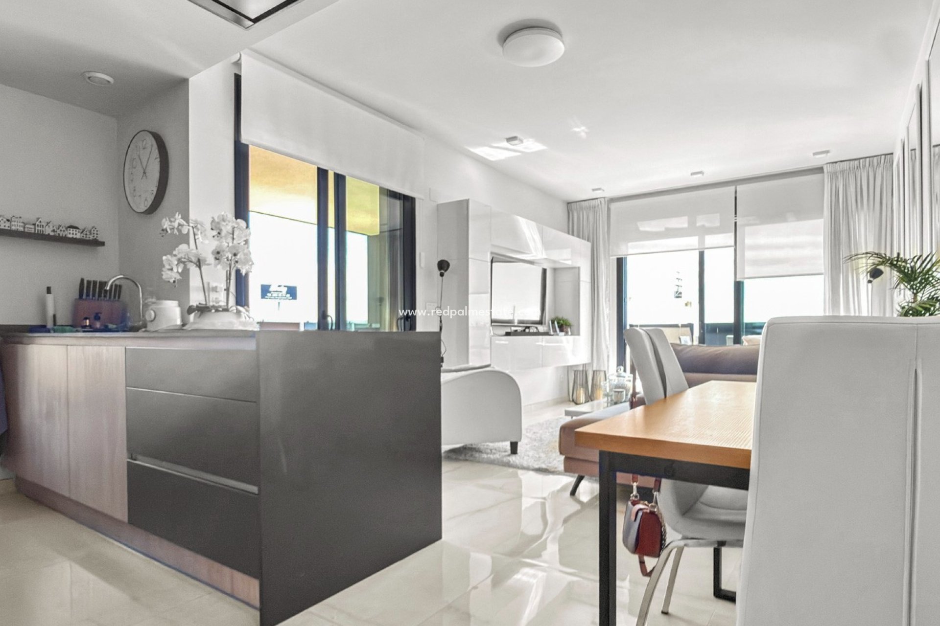 Reventa - Apartmentos -
Orihuela Costa - Playa Flamenca