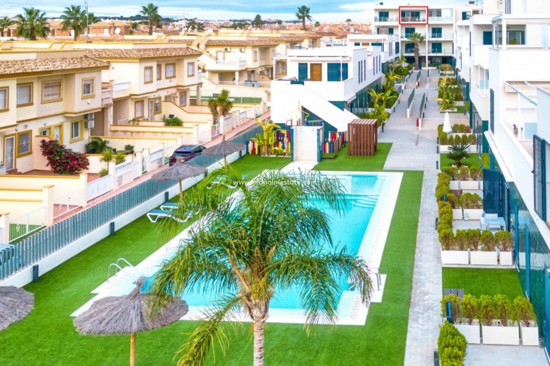 Reventa - Apartmentos -
Orihuela Costa - Playa Flamenca