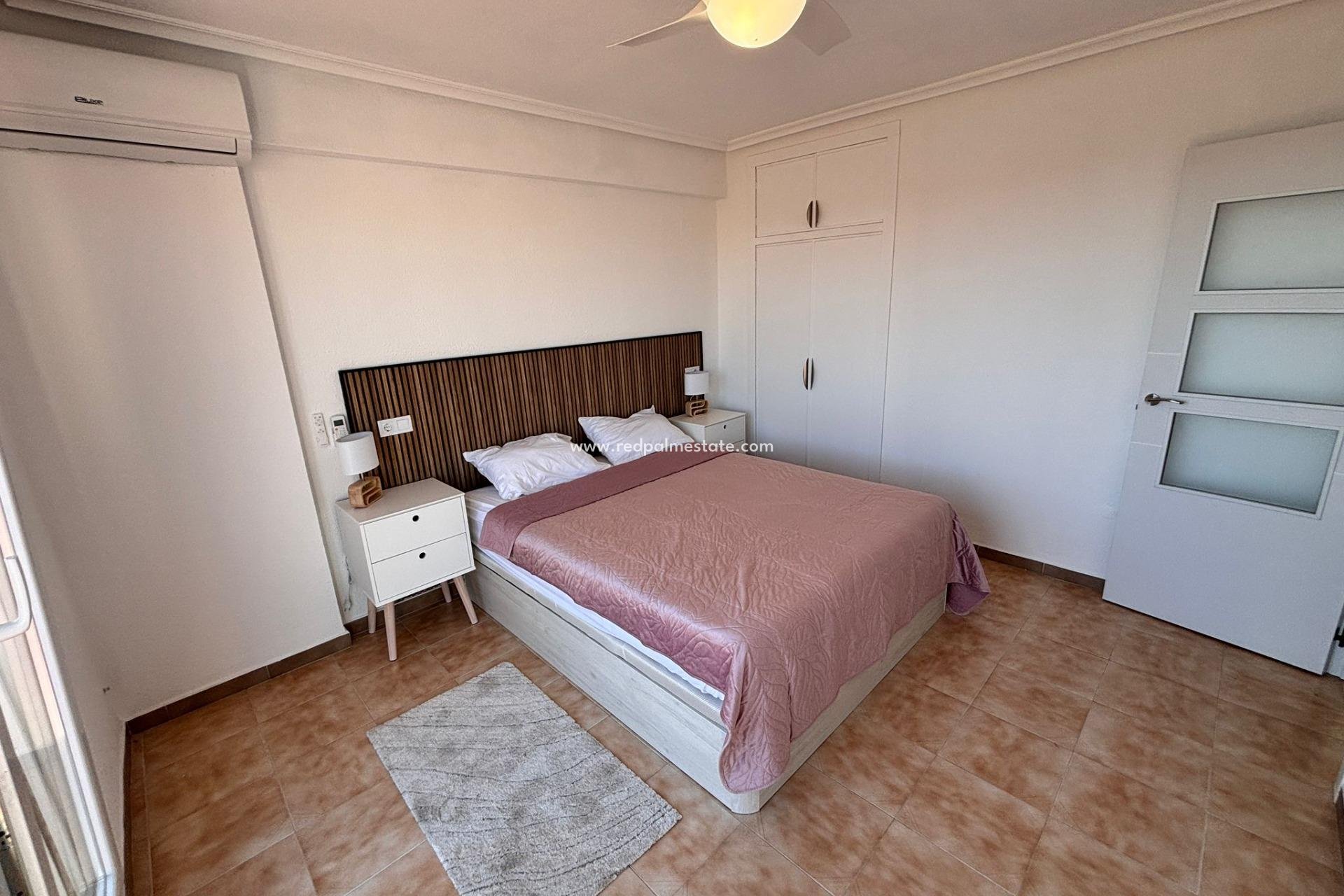 Reventa - Apartmentos -
Orihuela Costa - Punta prima