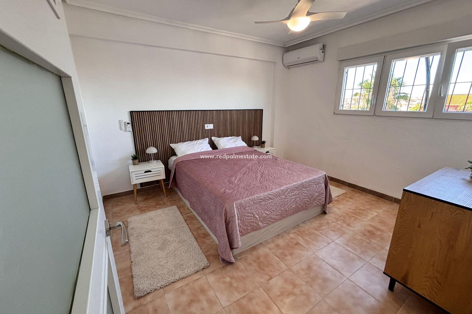 Reventa - Apartmentos -
Orihuela Costa - Punta prima