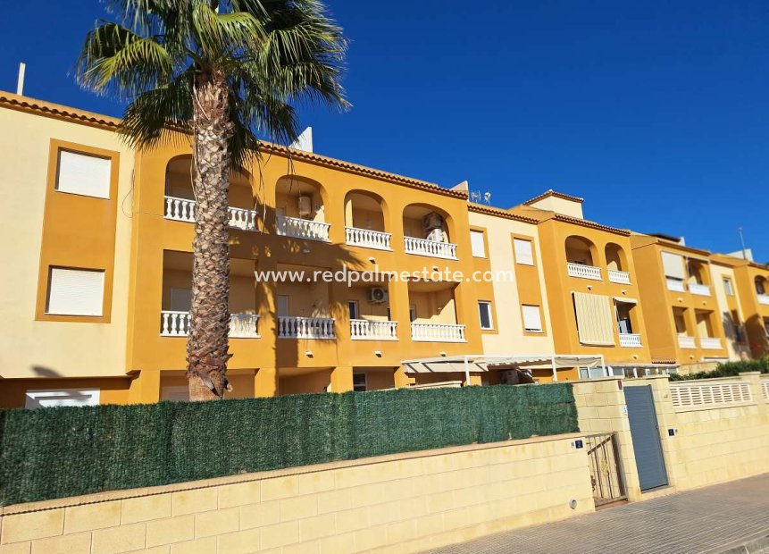 Reventa - Apartmentos -
Orihuela Costa - Villamartín