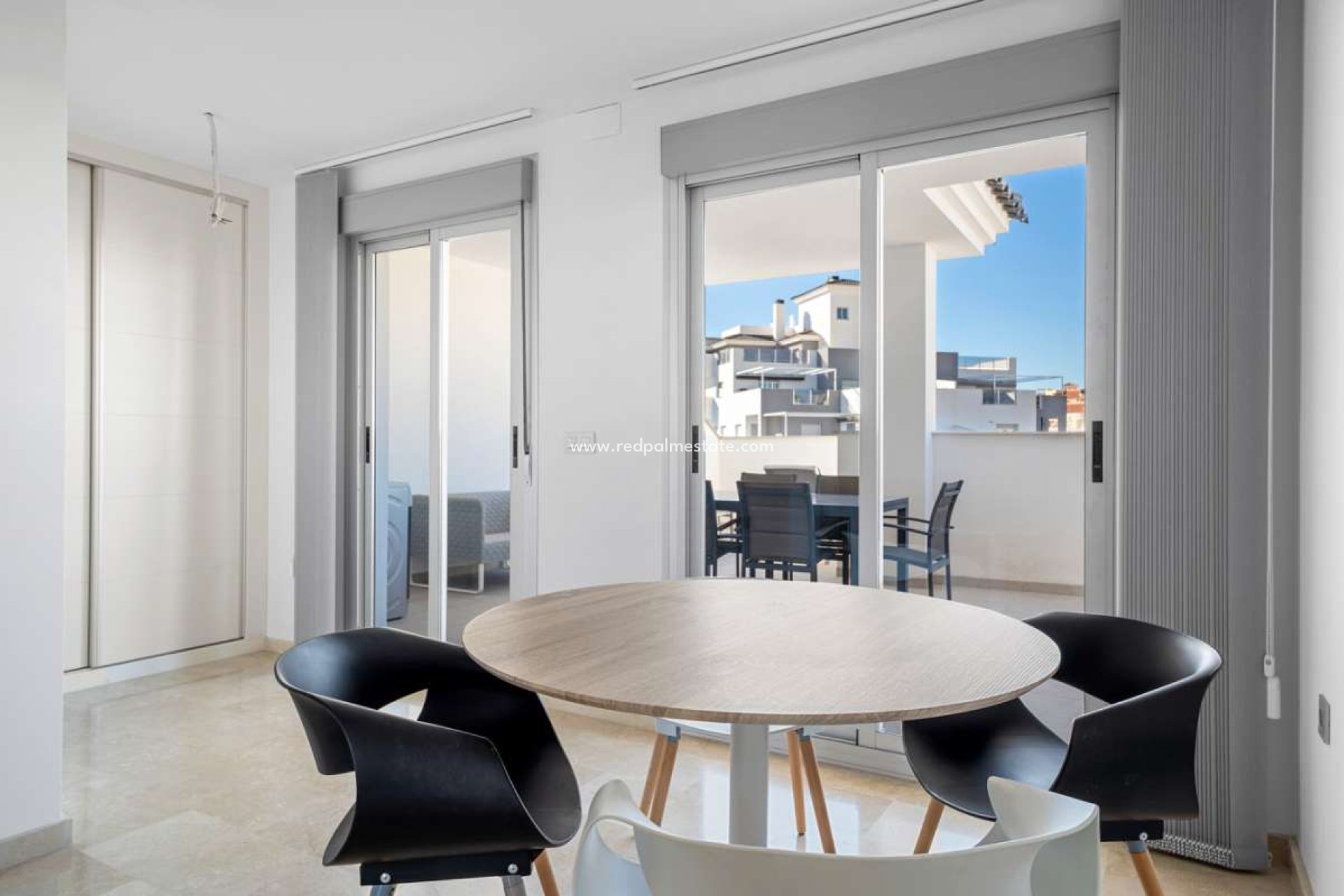 Reventa - Apartmentos -
Orihuela Costa - Villamartín