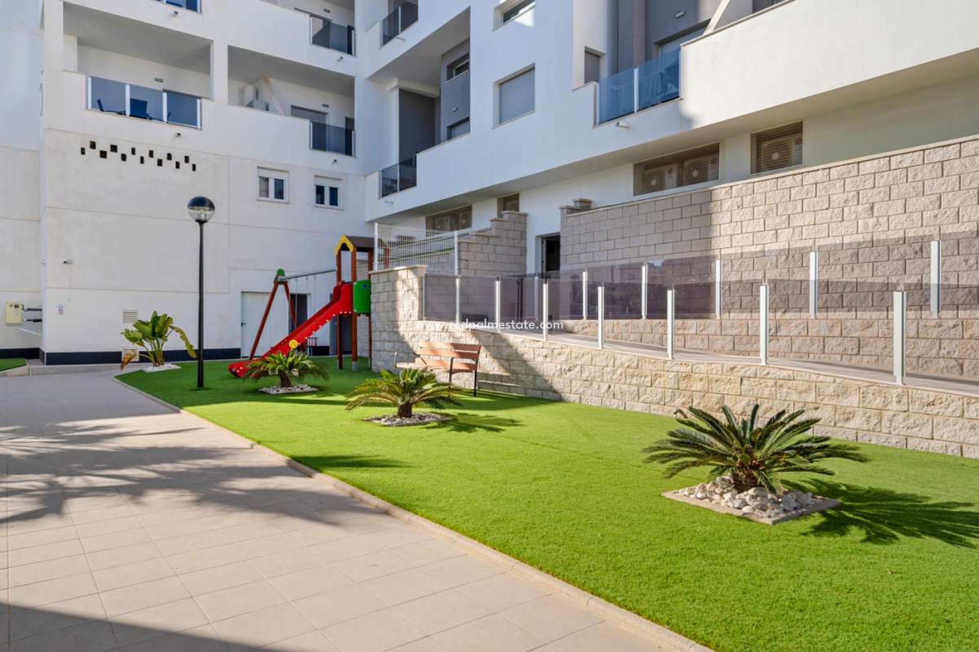 Reventa - Apartmentos -
Orihuela Costa - Villamartín