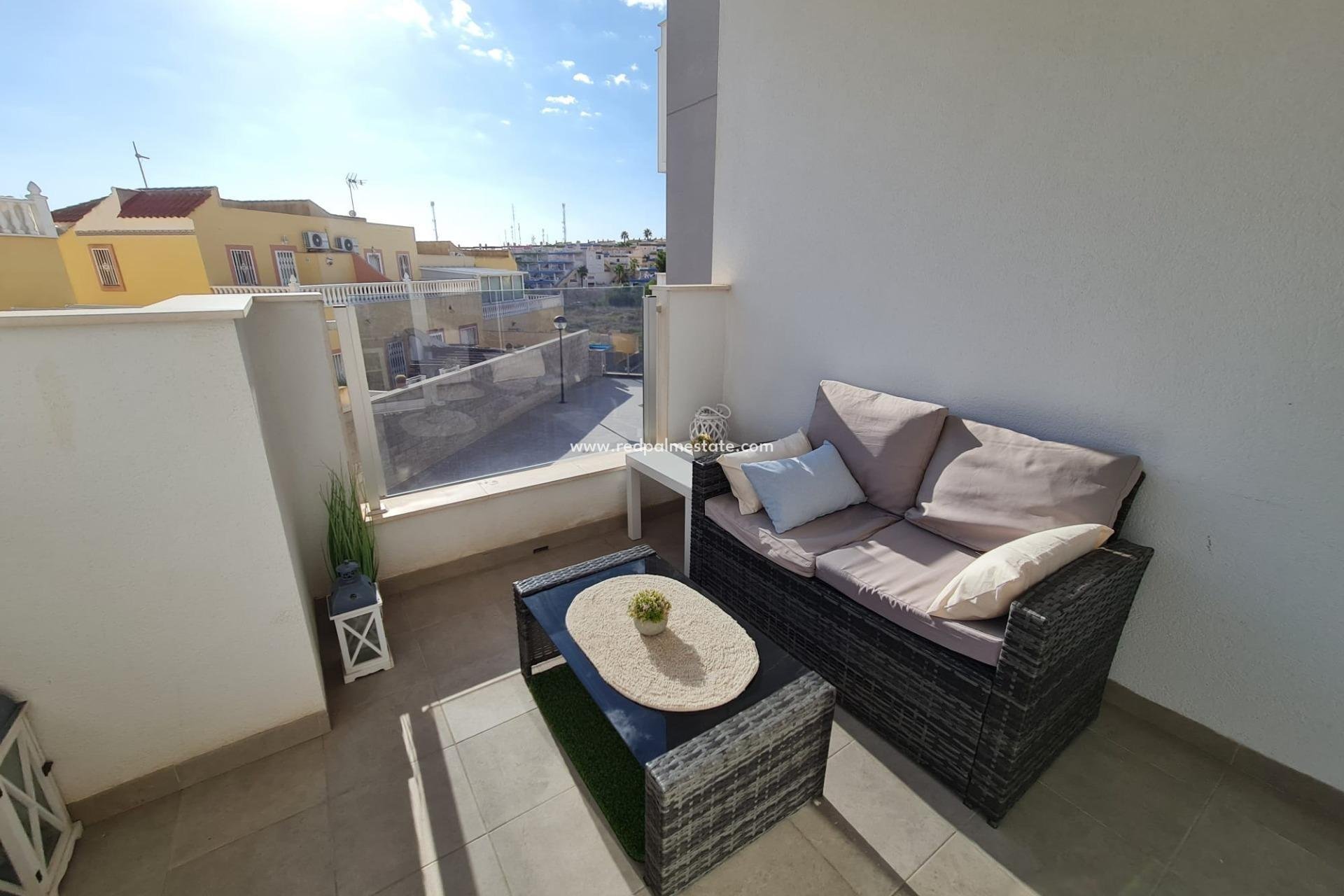 Reventa - Apartmentos -
Orihuela Costa - Villamartín