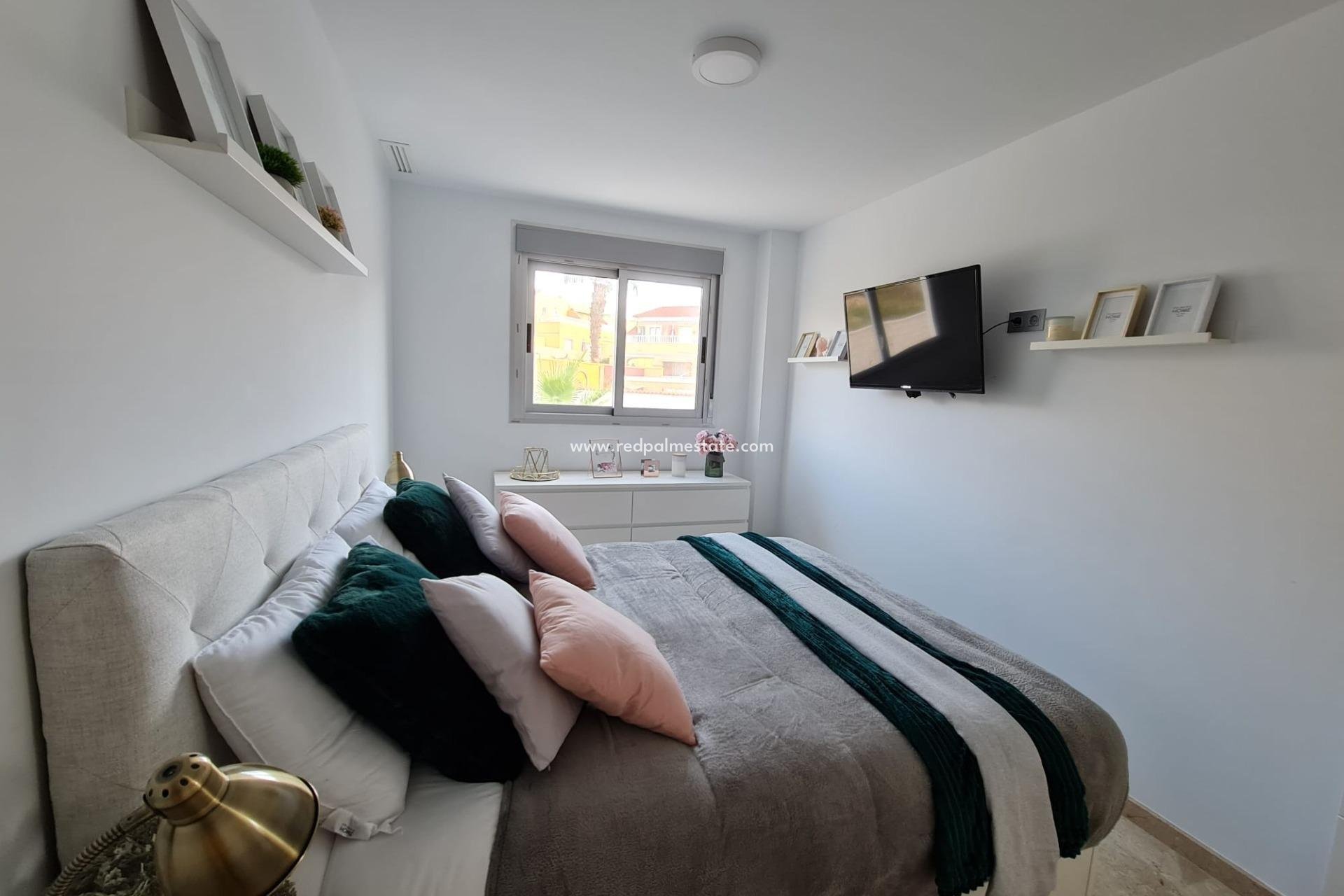 Reventa - Apartmentos -
Orihuela Costa - Villamartín