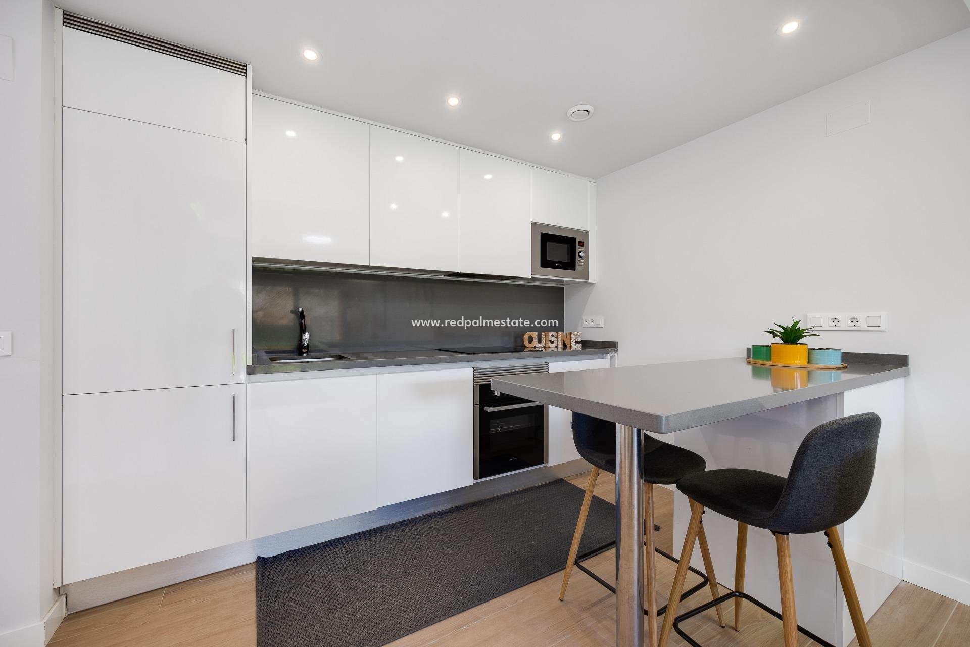 Reventa - Apartmentos -
Orihuela Costa - Villamartín