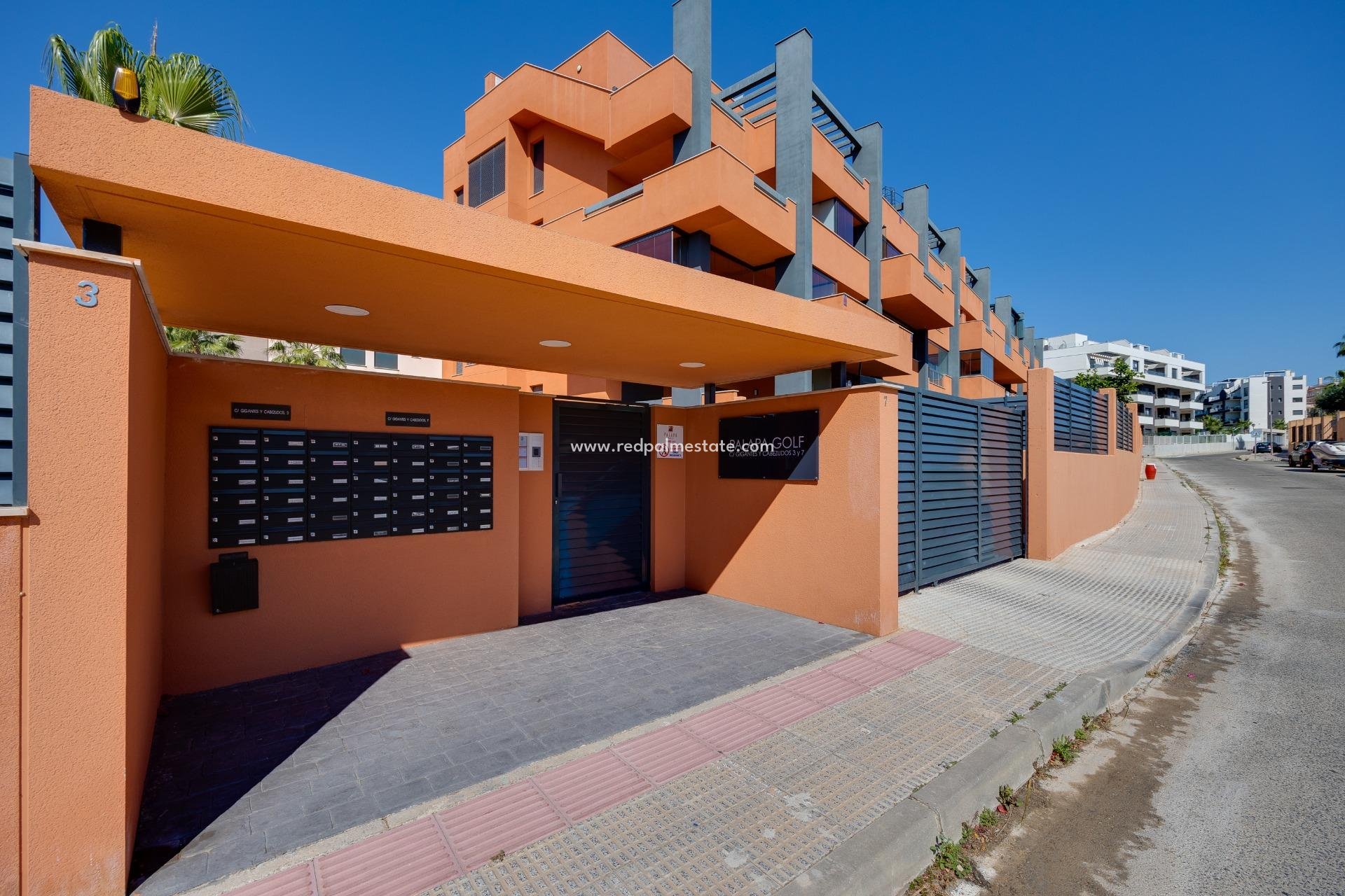 Reventa - Apartmentos -
Orihuela Costa - Villamartín