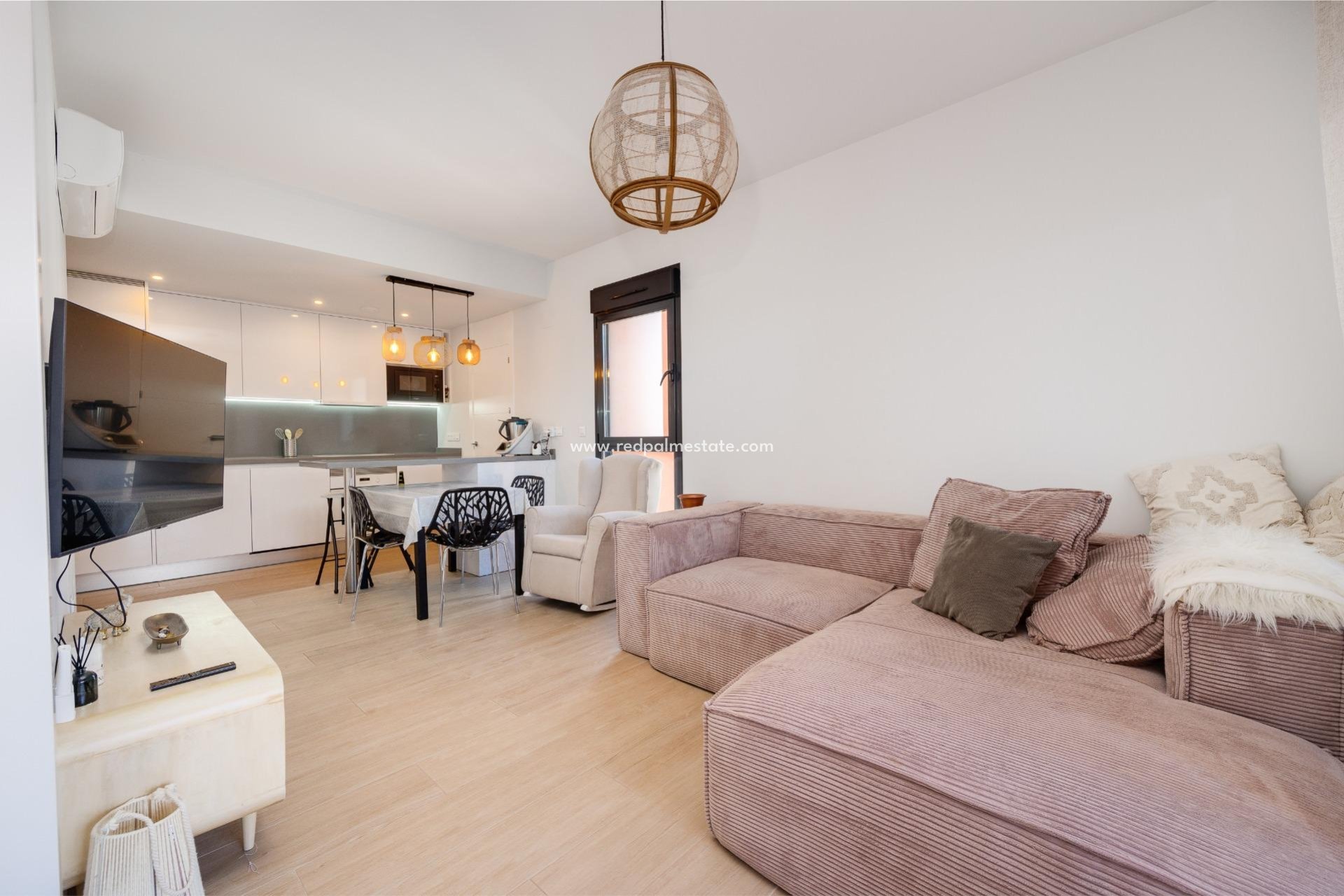 Reventa - Apartmentos -
Orihuela Costa - Villamartín