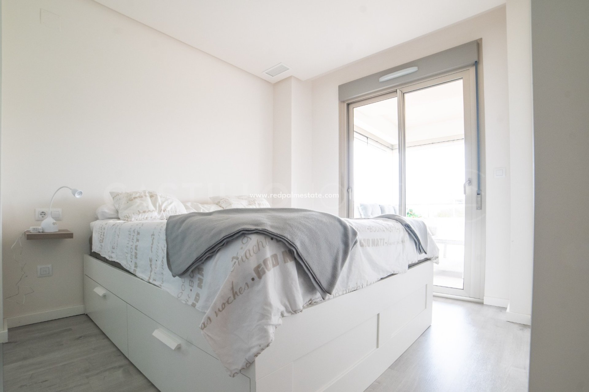 Reventa - Apartmentos -
Orihuela Costa - Villamartín