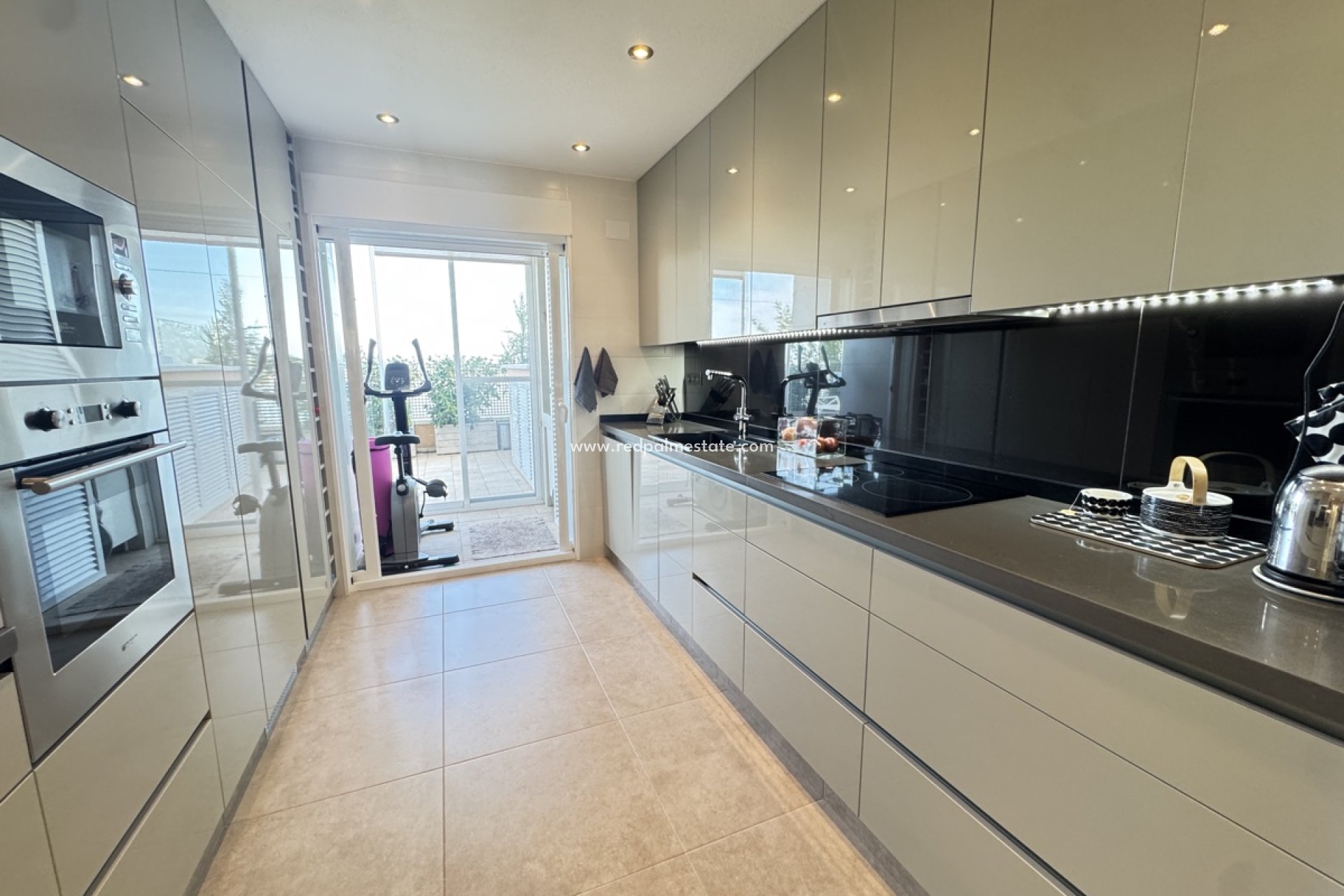 Reventa - Apartmentos -
Orihuela Costa - Villamartín