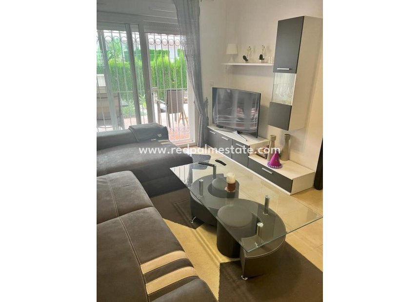 Reventa - Apartmentos -
Orihuela Costa - Villamartín