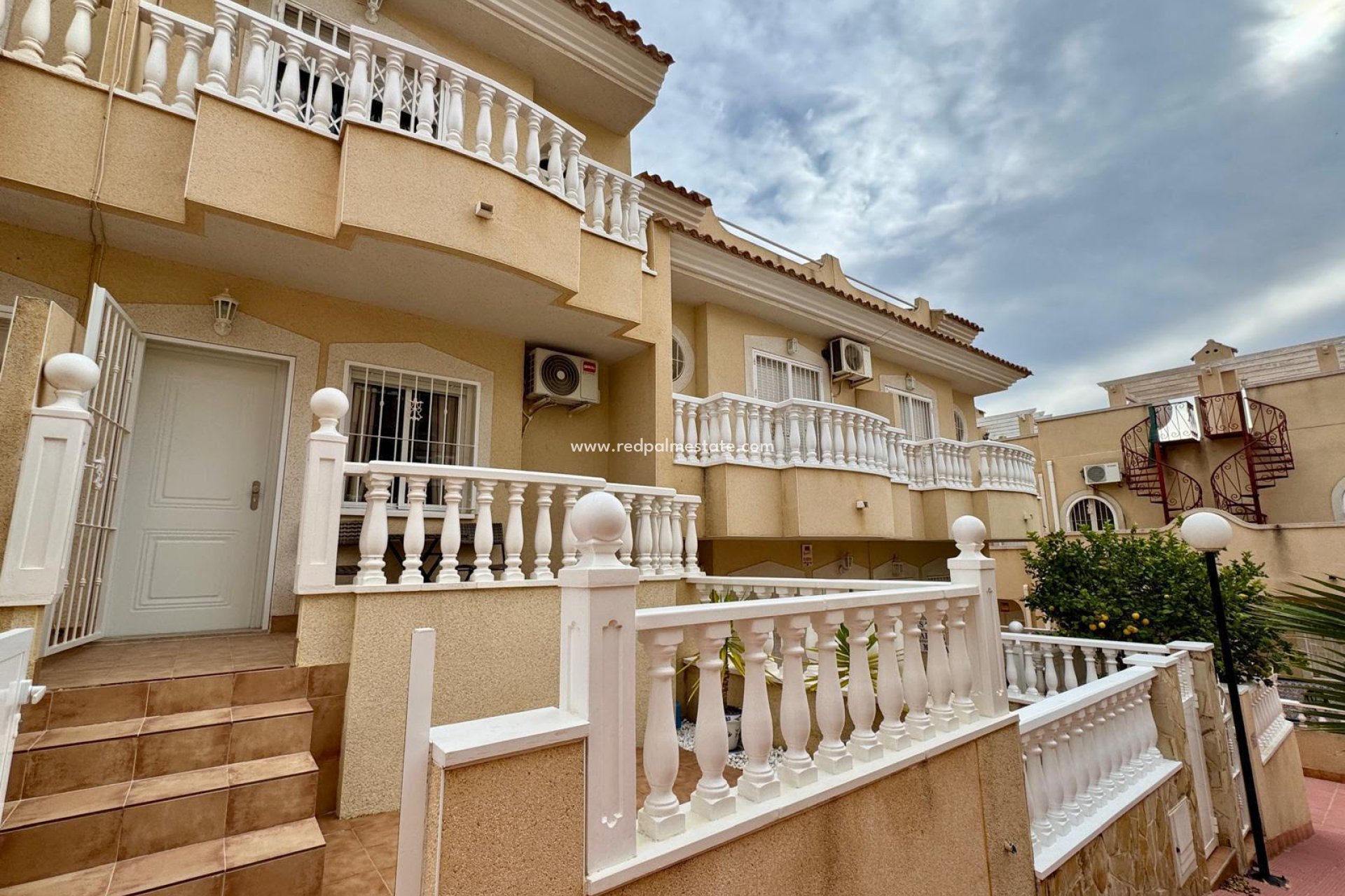 Reventa - Apartmentos -
Orihuela Costa - Villamartín