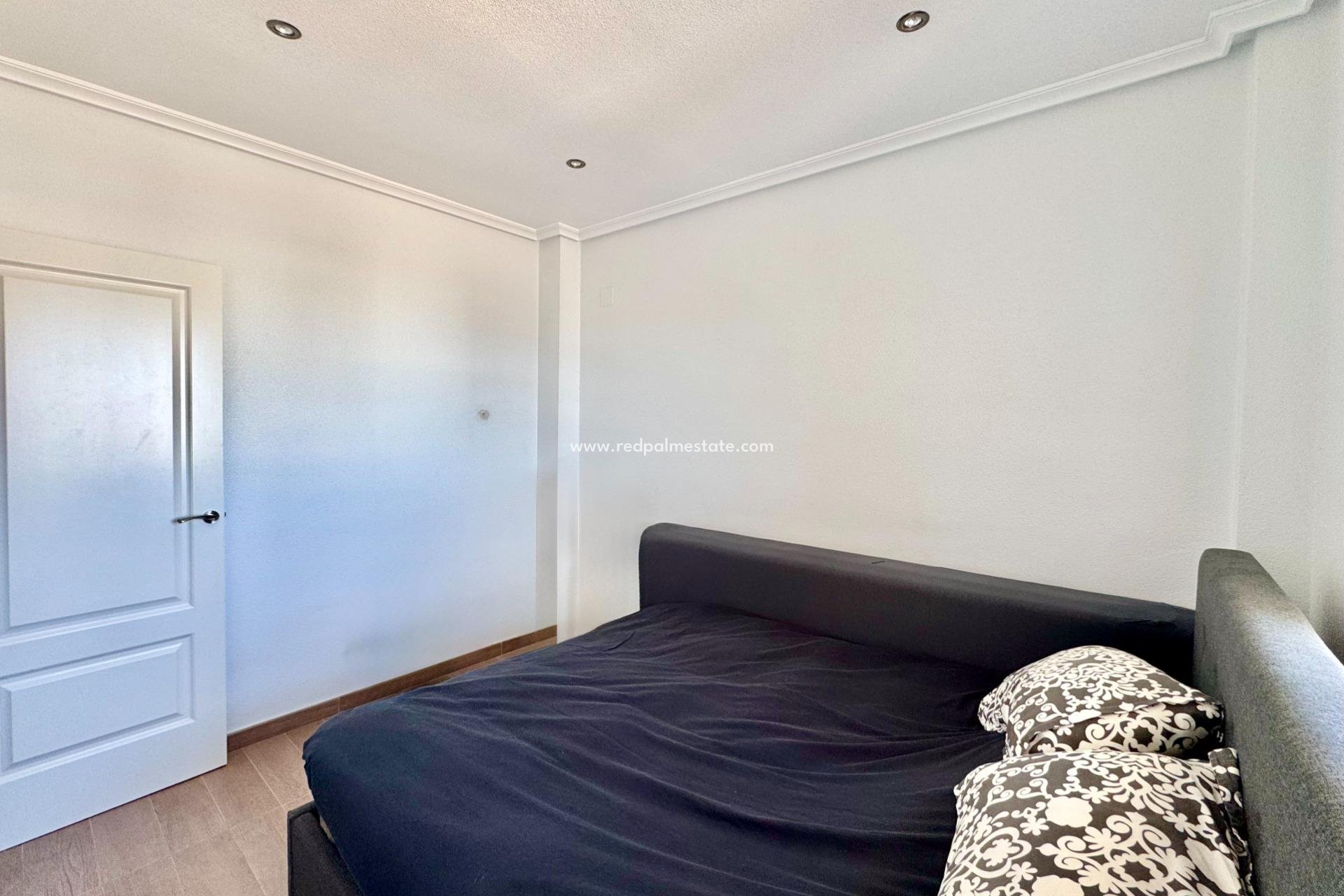 Reventa - Apartmentos -
Orihuela Costa - Villamartín