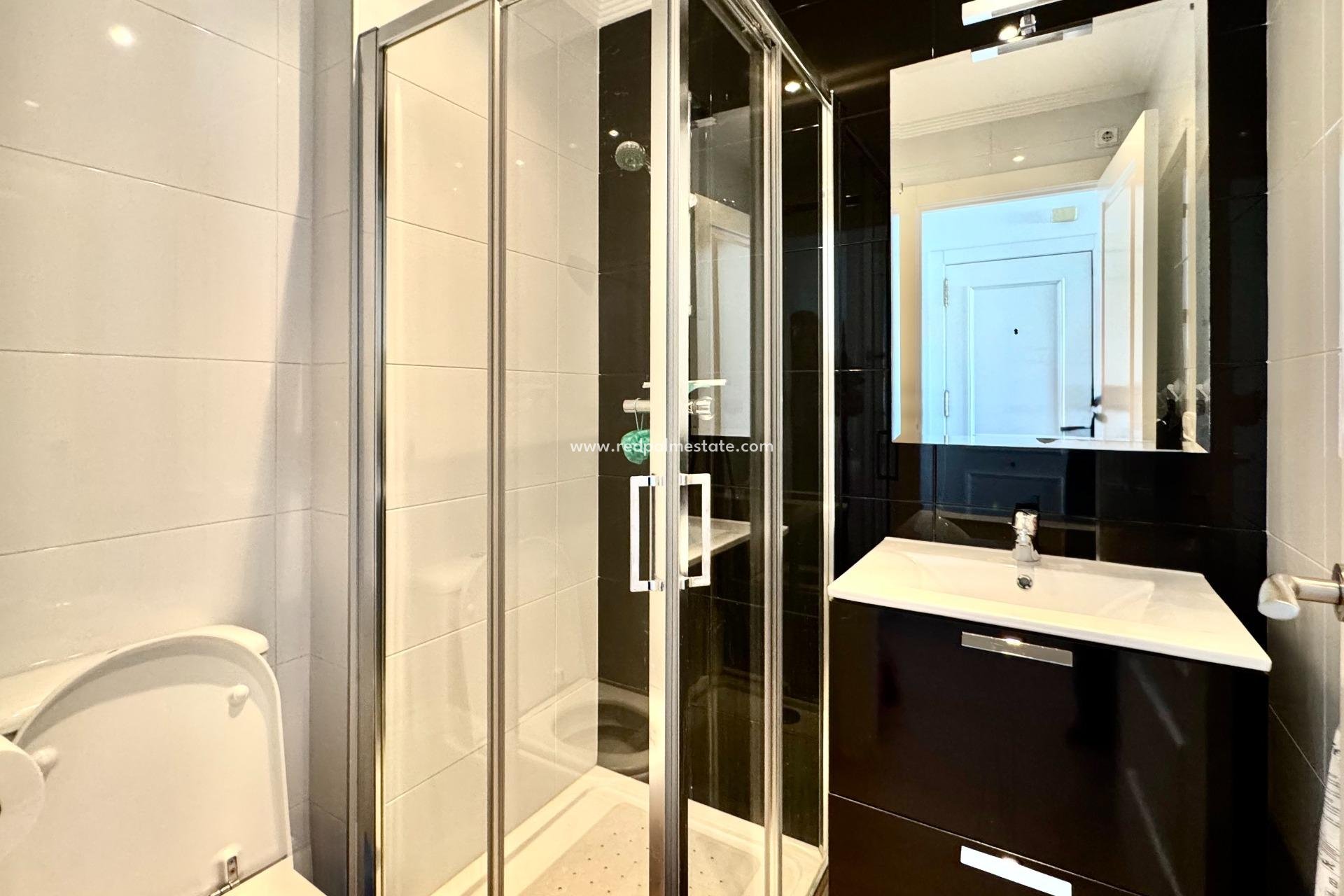 Reventa - Apartmentos -
Orihuela Costa - Villamartín