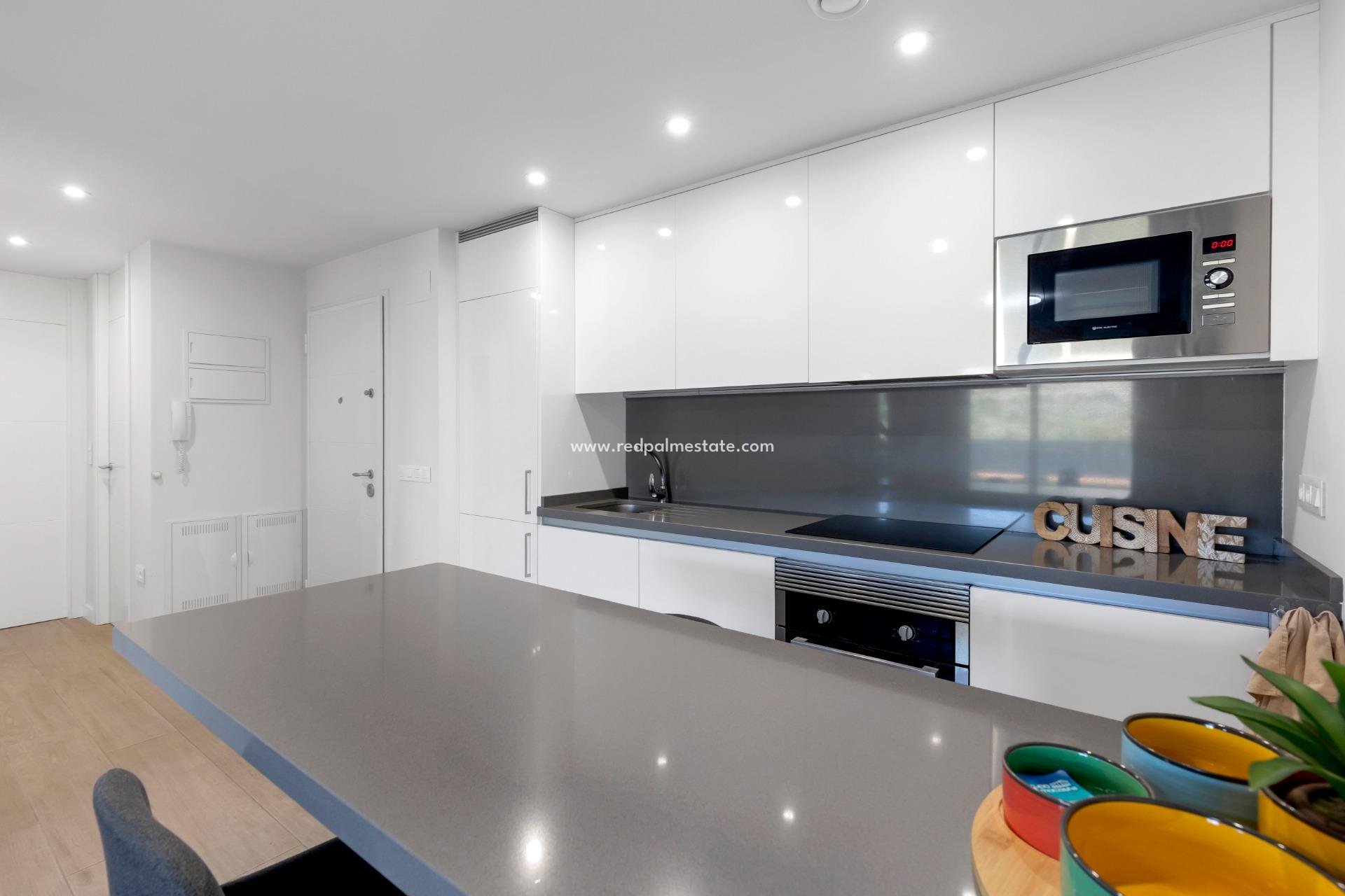 Reventa - Apartmentos -
Orihuela Costa - Villamartín