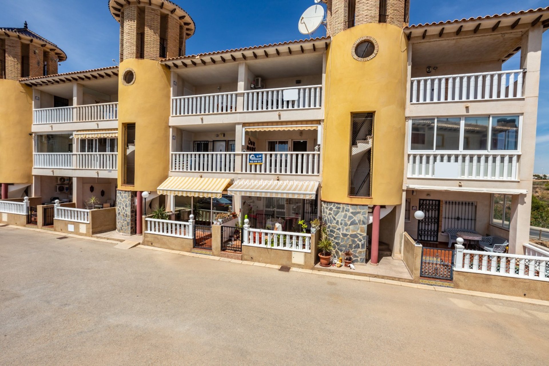 Reventa - Apartmentos -
Orihuela Costa - Villas San Jose