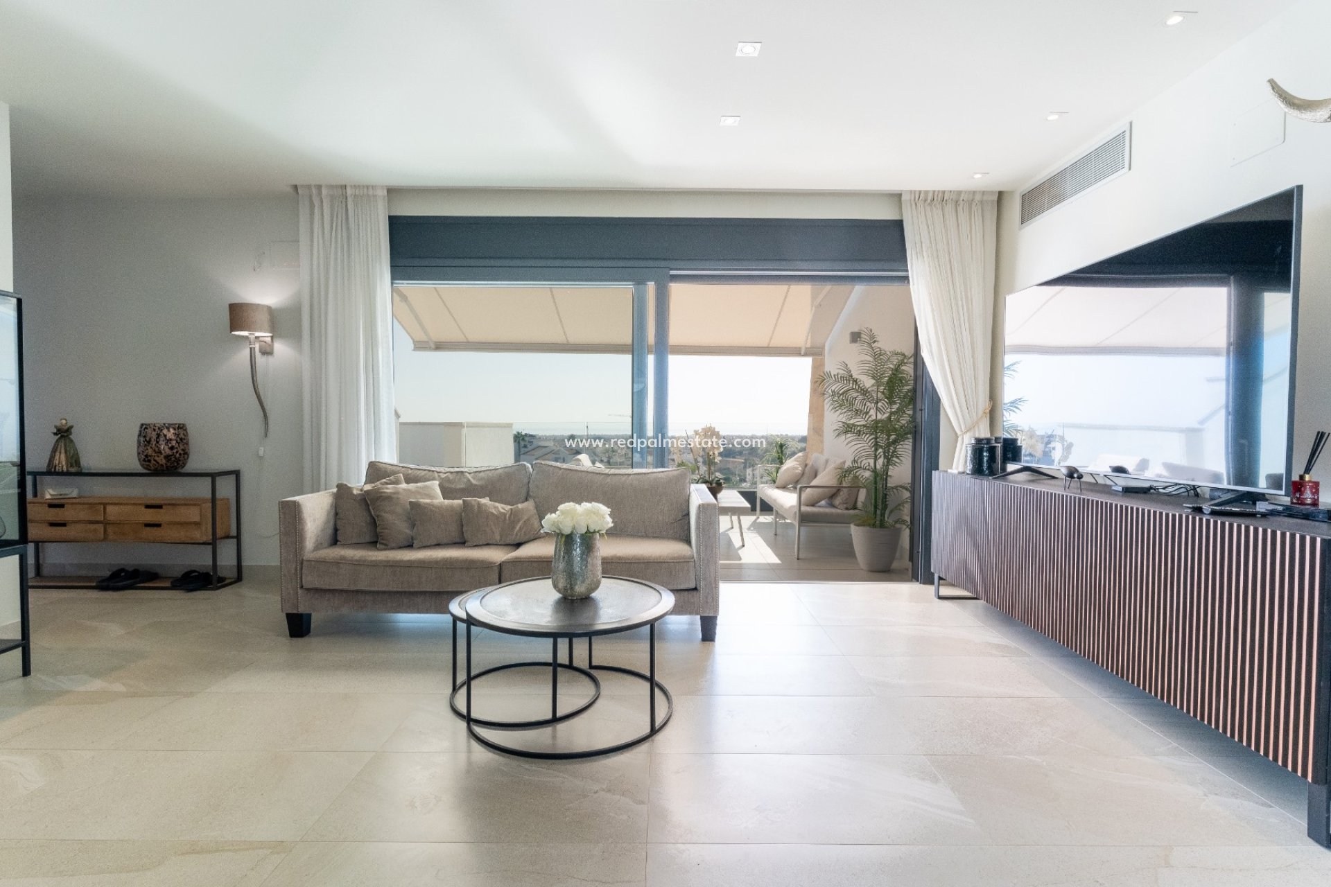 Reventa - Apartmentos -
Orihuela Costa