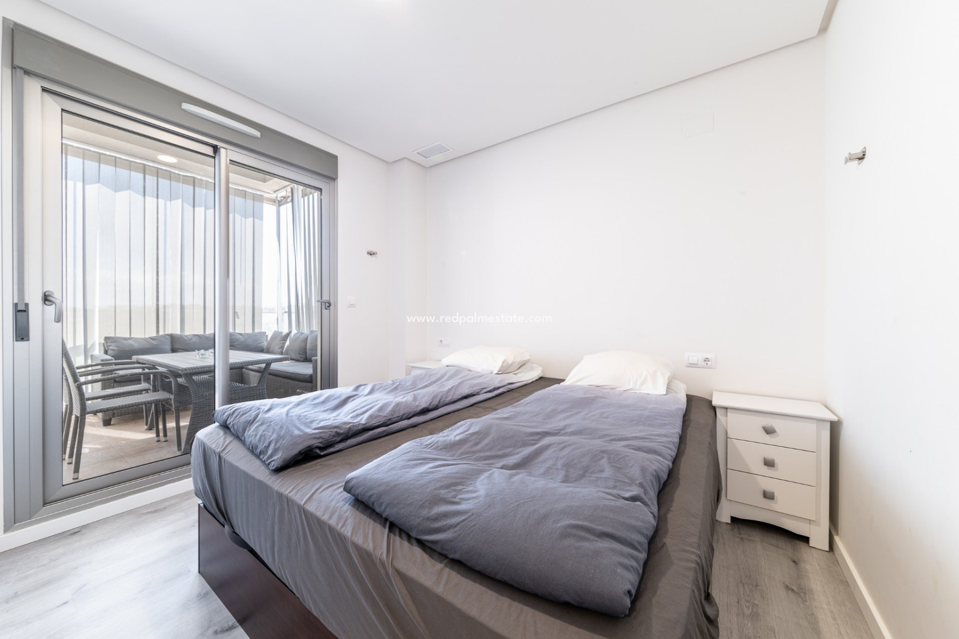 Reventa - Apartmentos -
Orihuela Costa