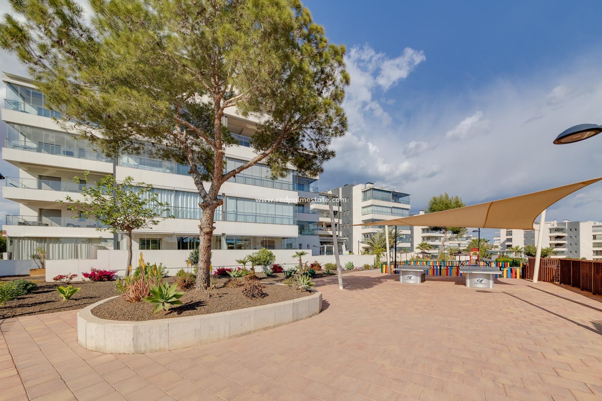 Reventa - Apartmentos -
Orihuela Costa