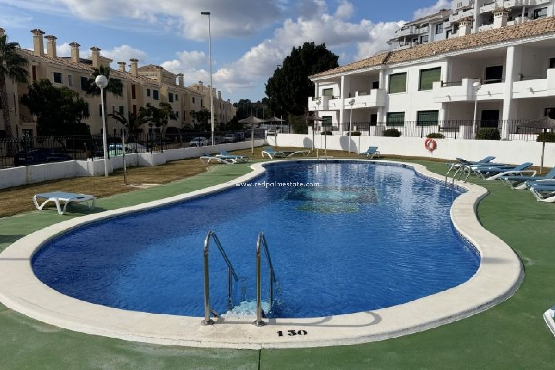 Reventa - Apartmentos -
Orihuela Costa