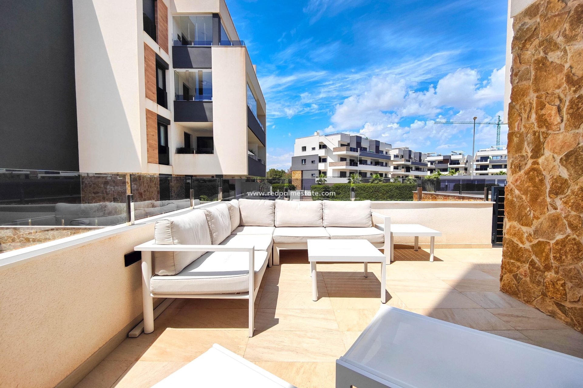 Reventa - Apartmentos -
Orihuela Costa