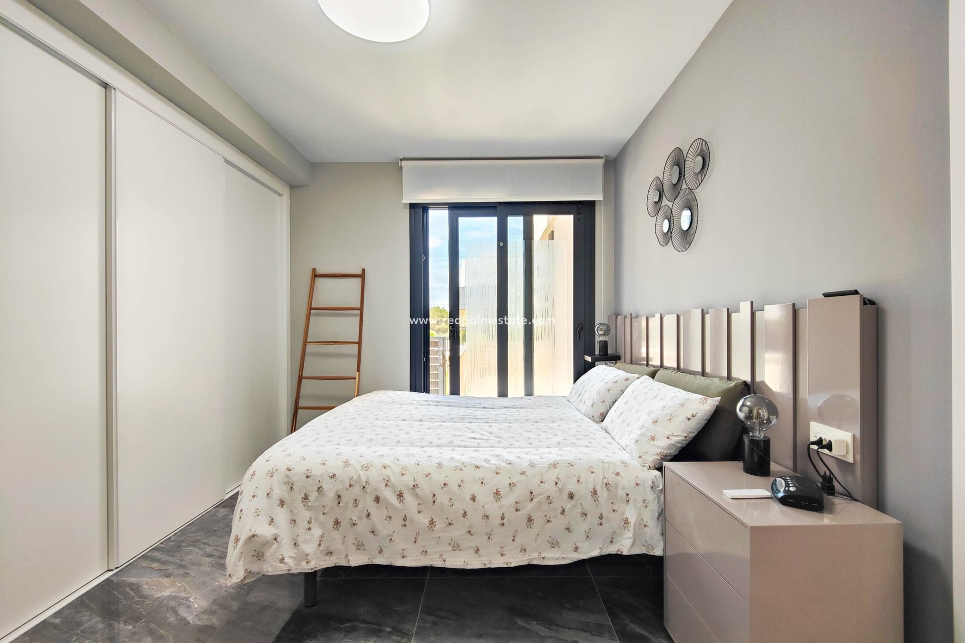 Reventa - Apartmentos -
Orihuela Costa