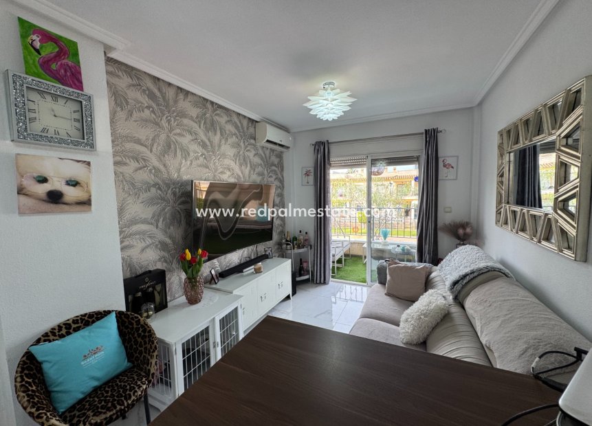 Reventa - Apartmentos -
Orihuela Costa