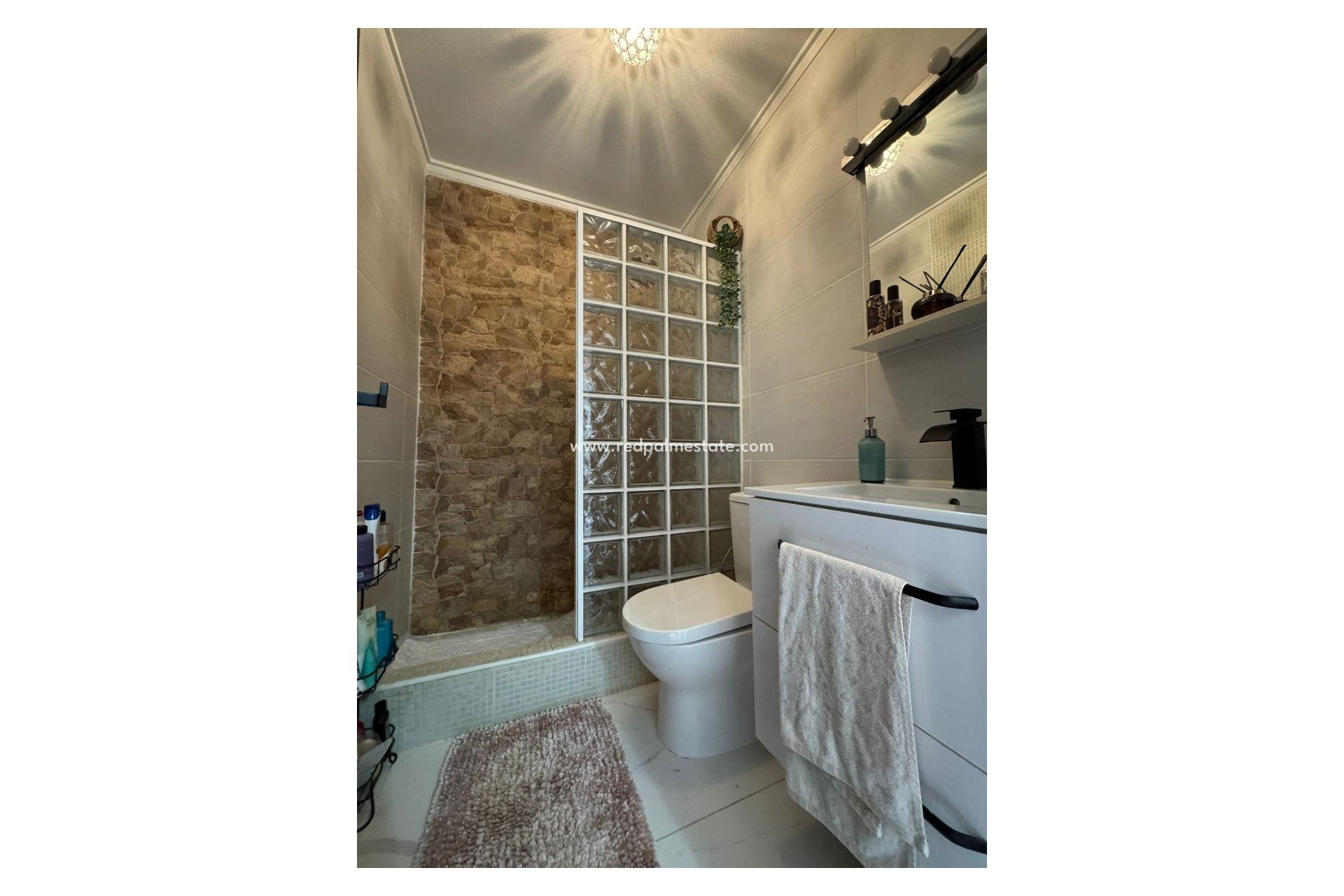 Reventa - Apartmentos -
Orihuela Costa