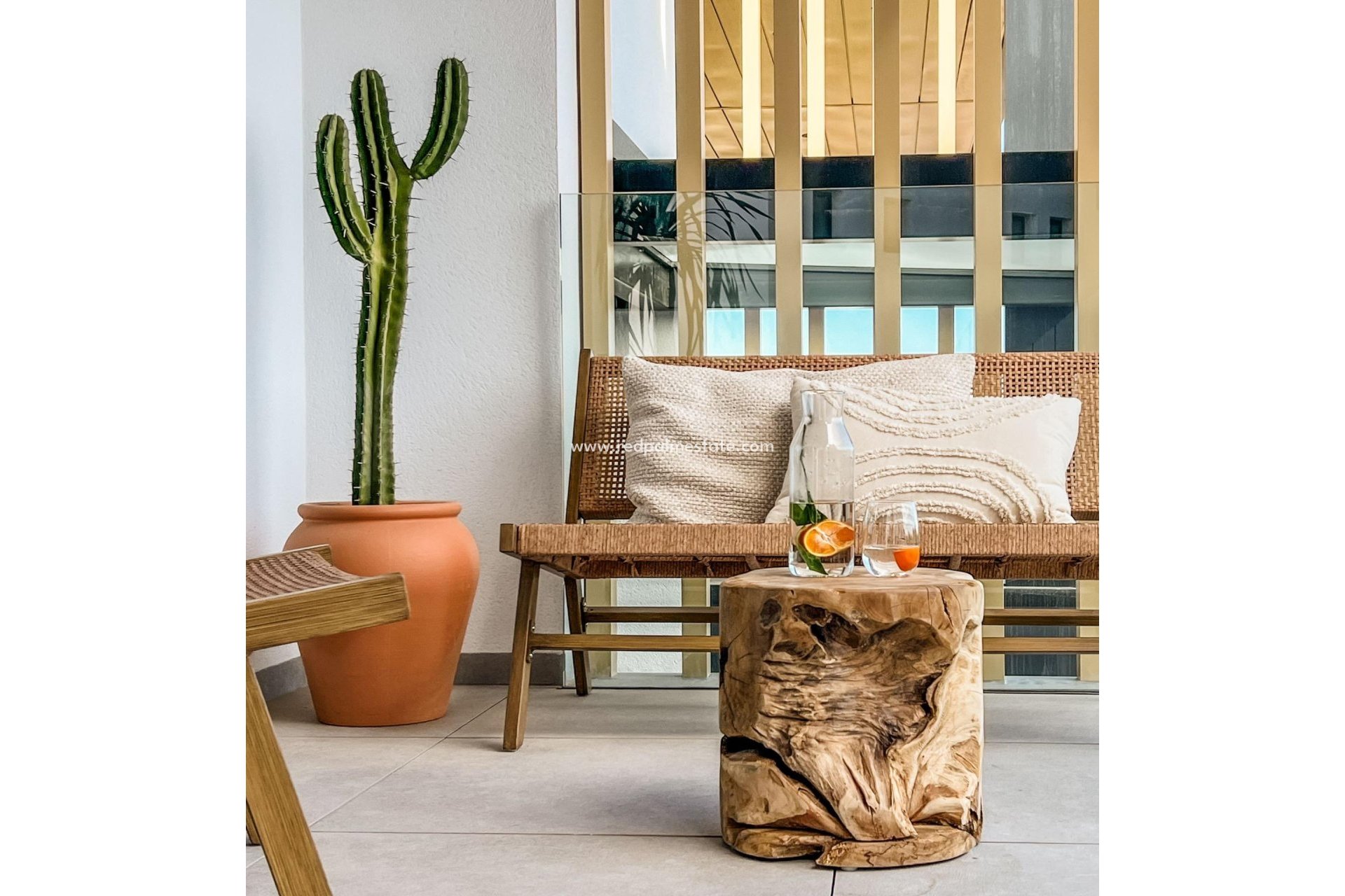 Reventa - Apartmentos -
Orihuela Costa