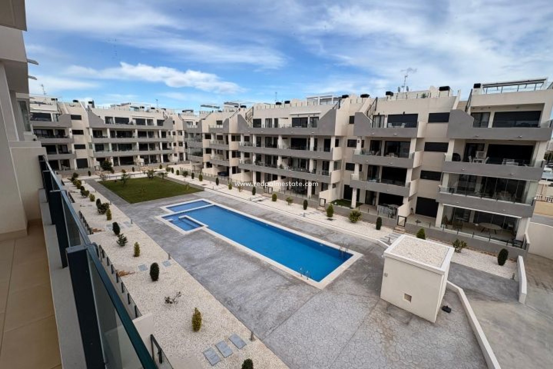 Reventa - Apartmentos -
Orihuela Costa